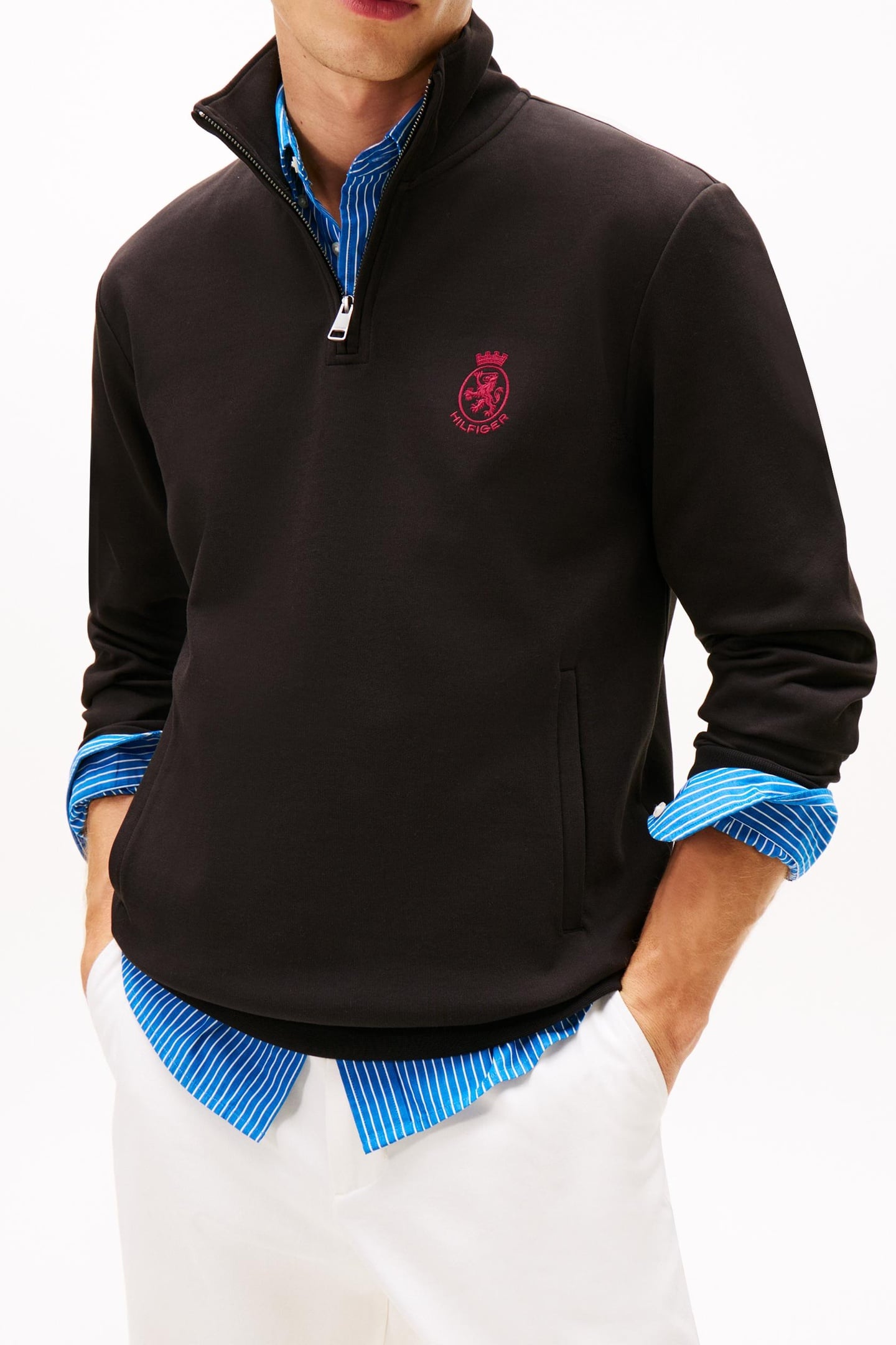 CREST EMBROIDERY QUARTER-ZIP JUMPER BLACK 1