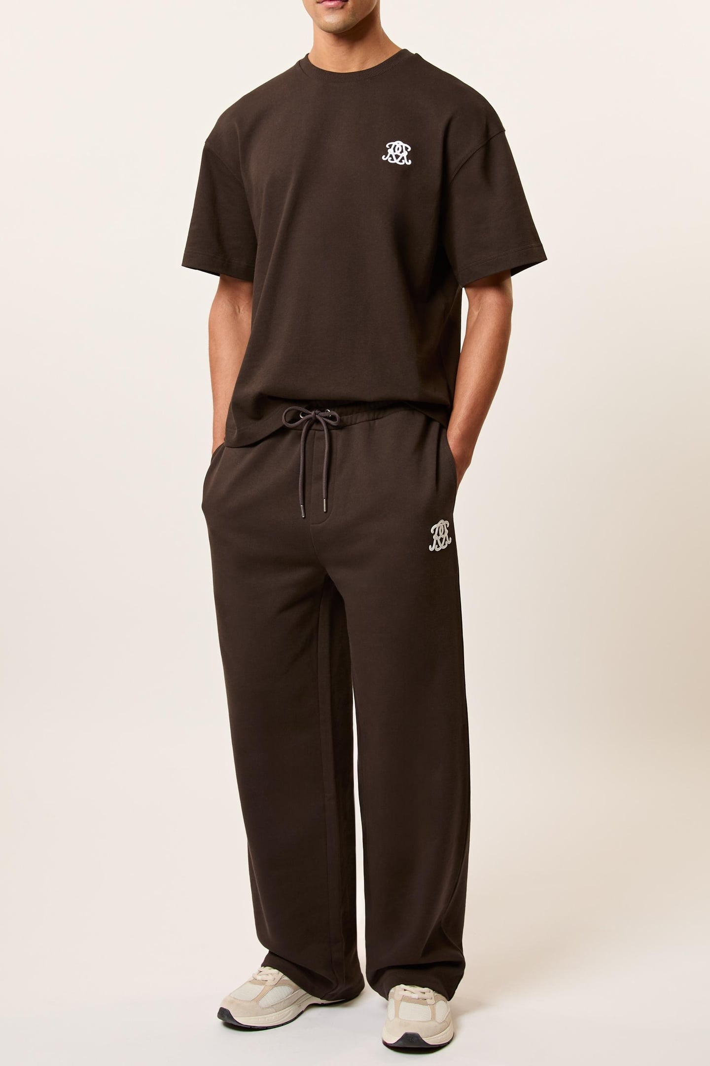 DRAWSTRING WIDE LEG MOTIF JOGGERS BROWN 1