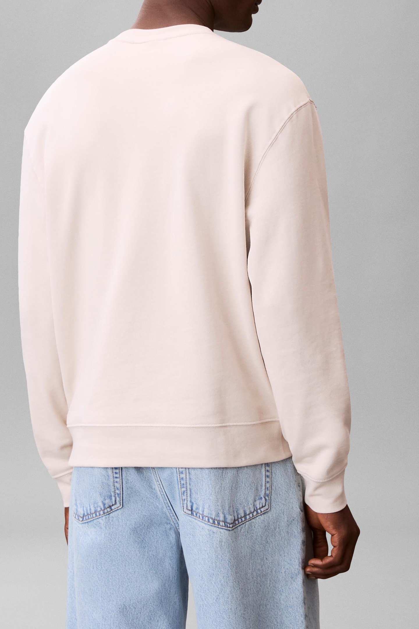 LS EU 350TERRY BADGE SWEATSHIRT OATMEAL 4