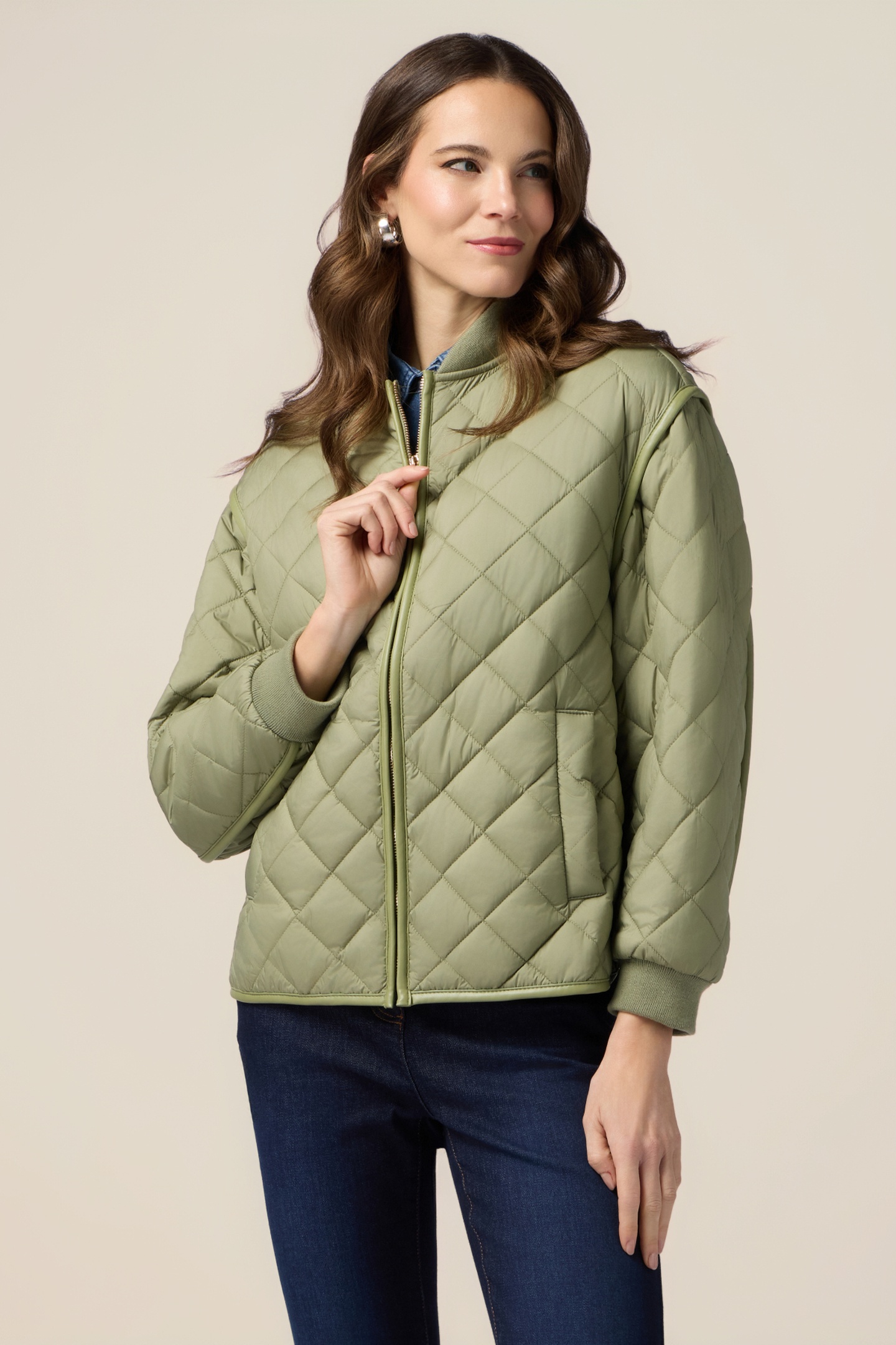 LIGHTWEIGHT QUILTED BOMBER JACKET MILITARY GREEN 1
