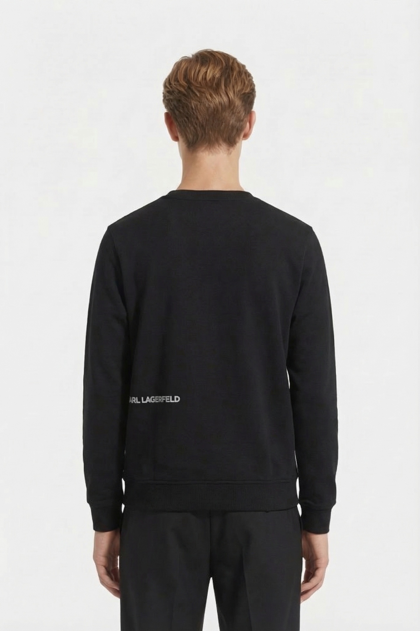 BLACK SWEAT CREWNECK 2