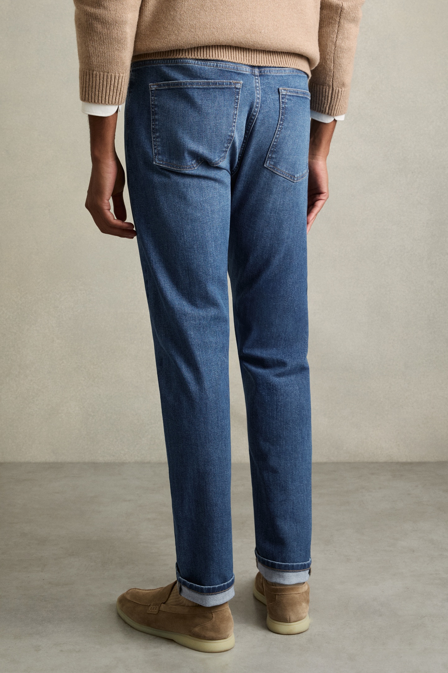 TAPERED SLIM FIT JEAN MID BLUE WASH 2