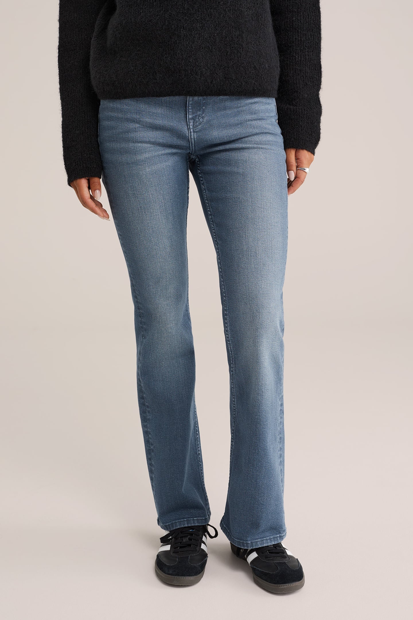 We Fashion 5-pocket Mid Waist Grey Maat: W32L30 | Flared Jeans Outlet | Dames | Grijs