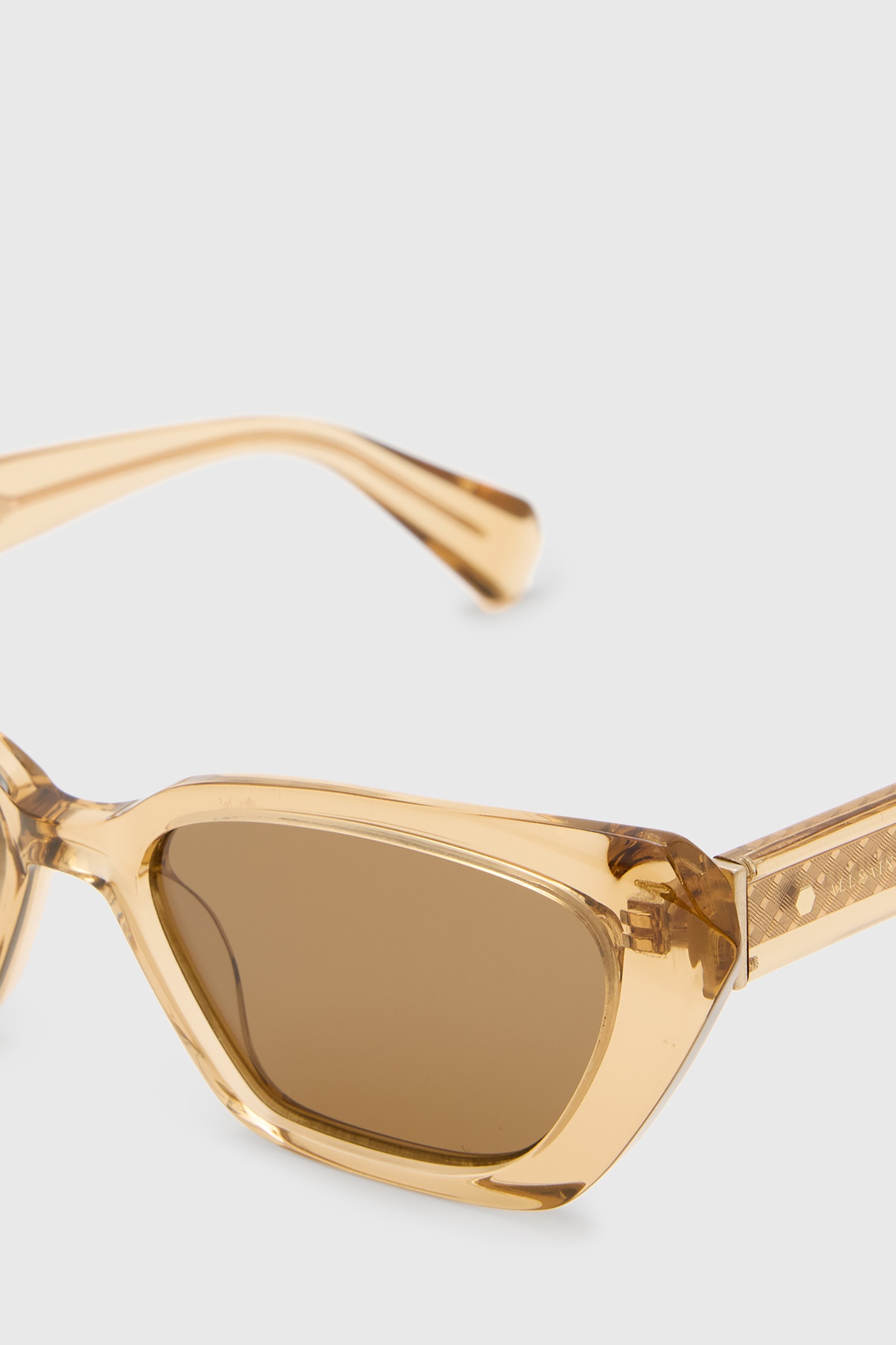 REI SUNGLASSES CRYSTAL COGNAC 8