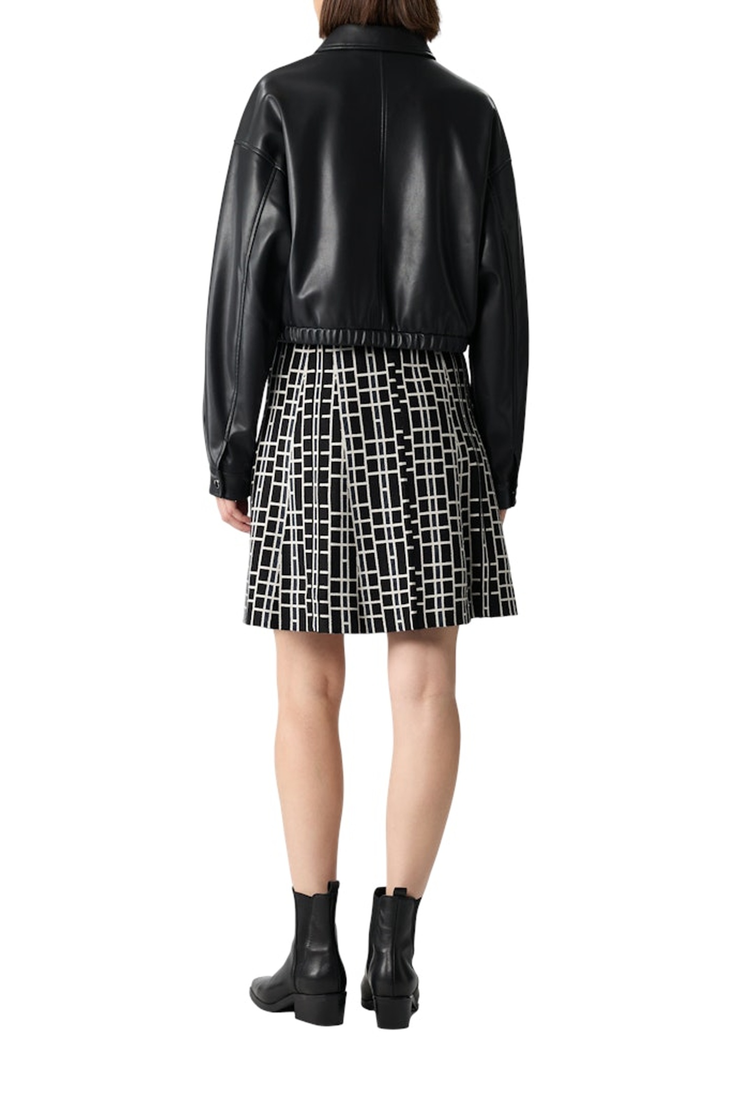 COMMA JACKETS INDOOR BLACK 3