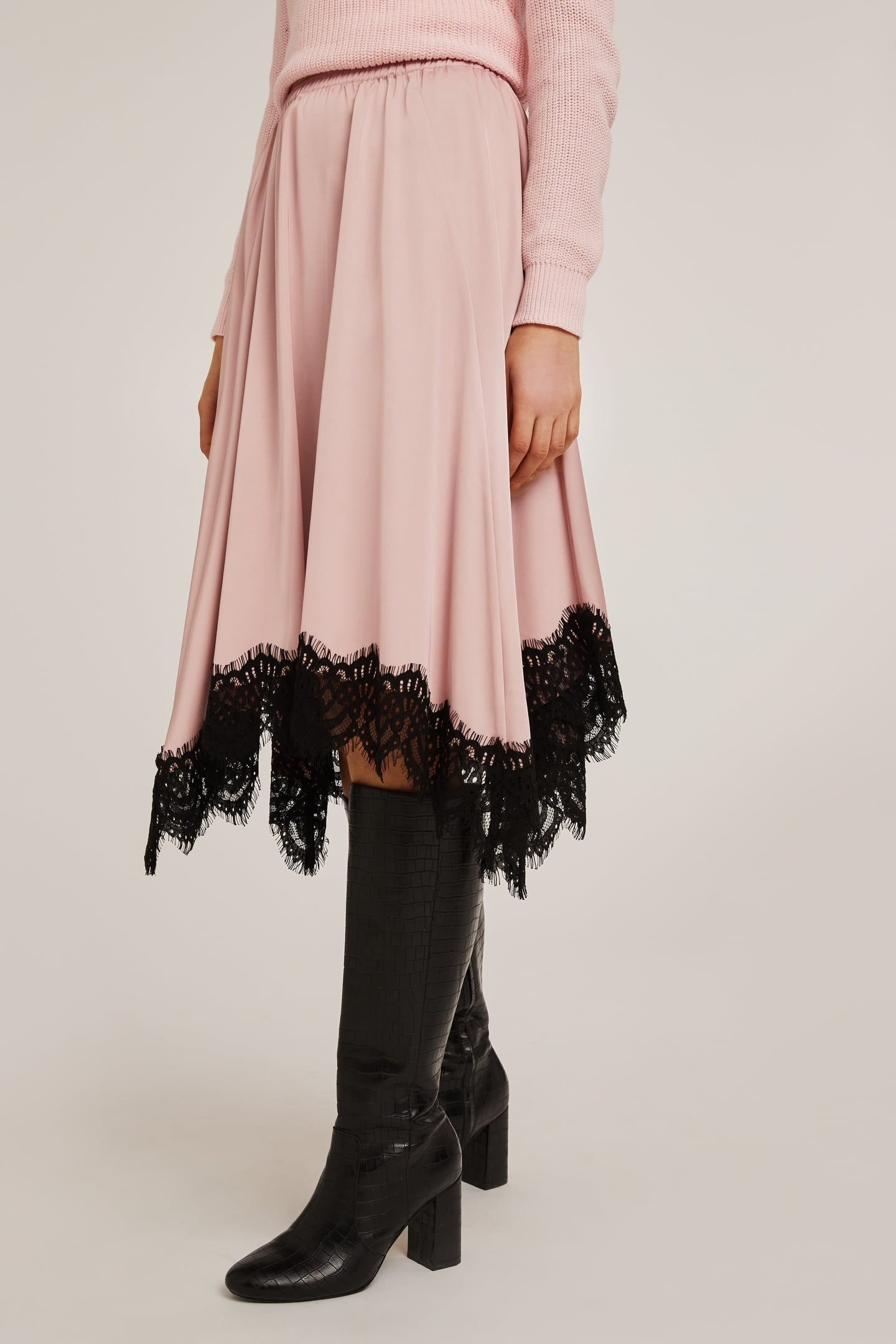 SATIN SKIRT WITH LACE TRIM POWDER PINK 2
