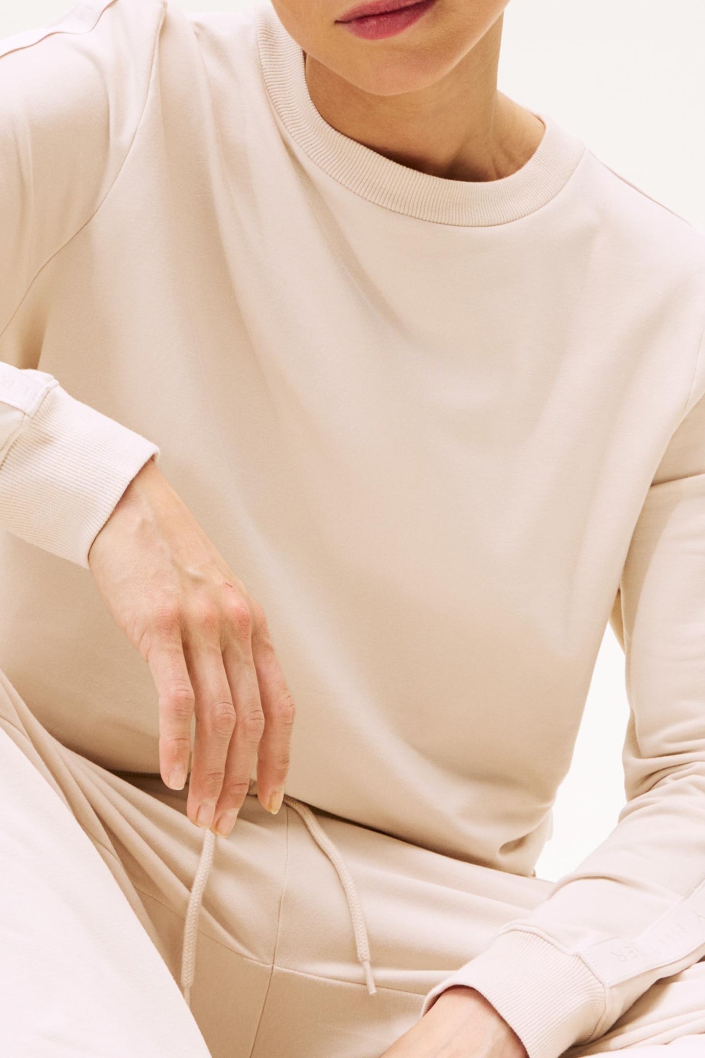 TRACK TOP CASHMERE CREME 4