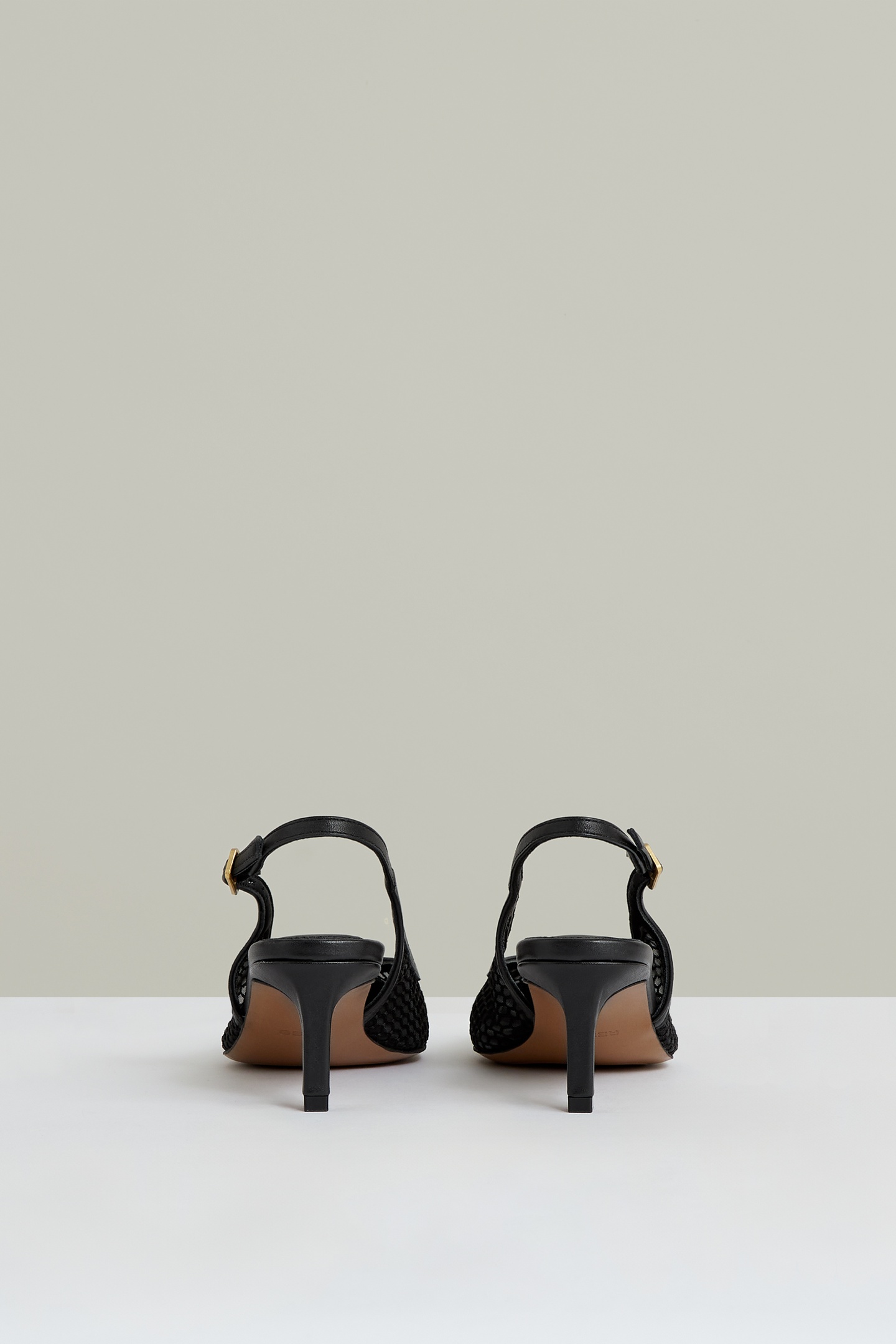 MESH SLINGBACK BLACK 3