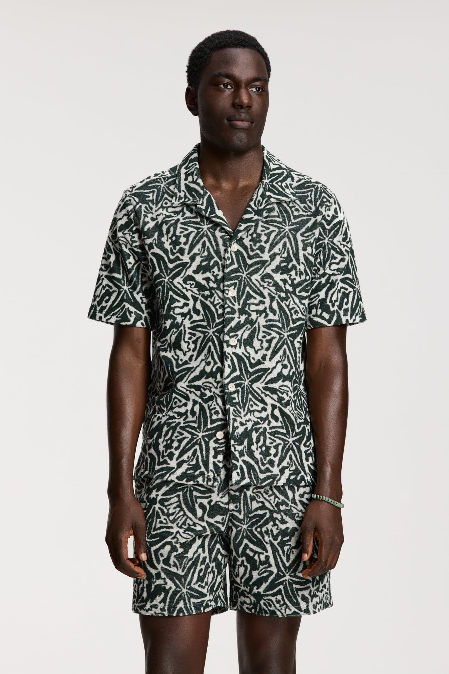 TONY TOWELING SHORTS GREEN LEAF STARFISH 3