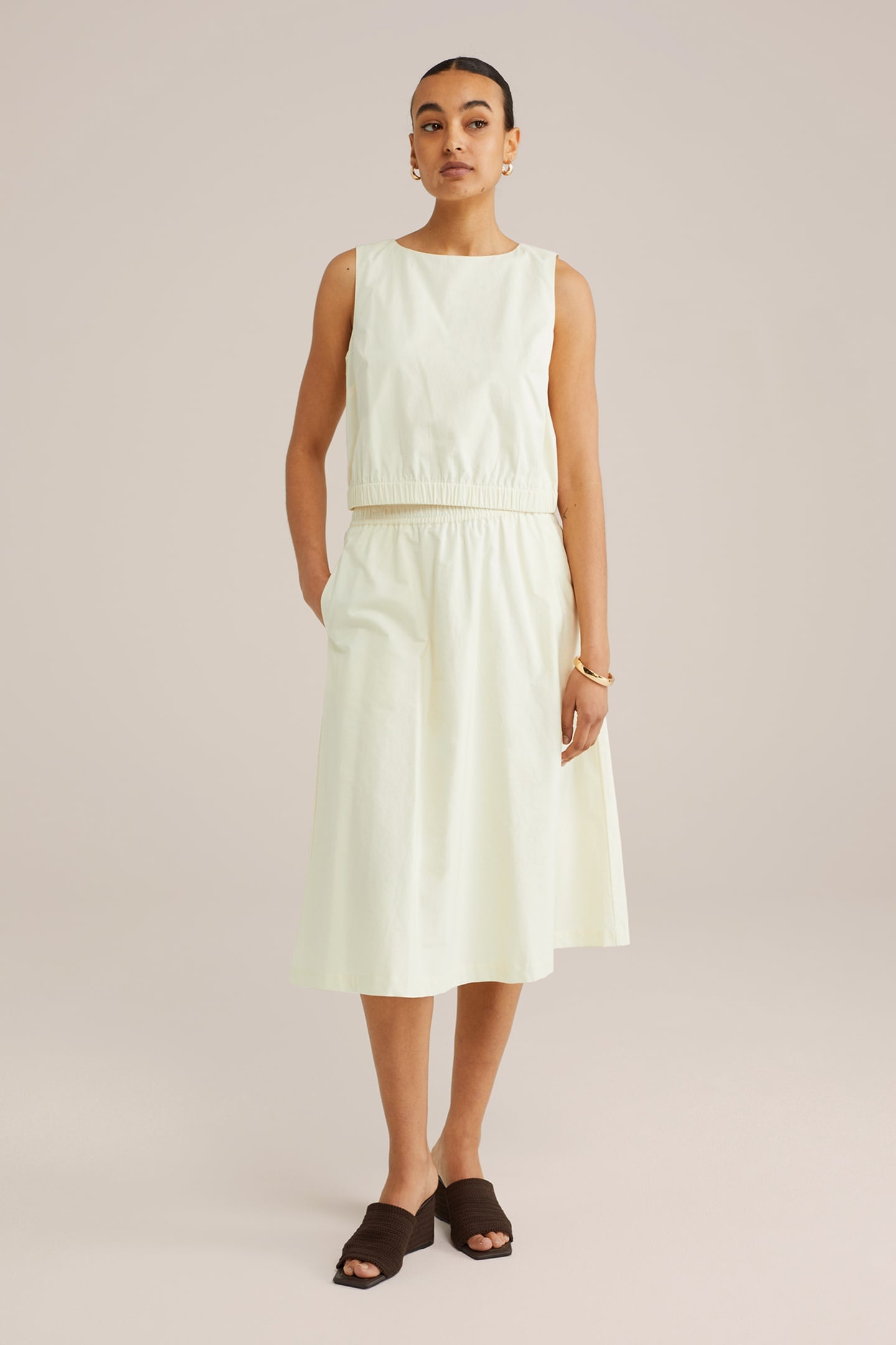 T-SHIRT LIGHT YELLOW 3