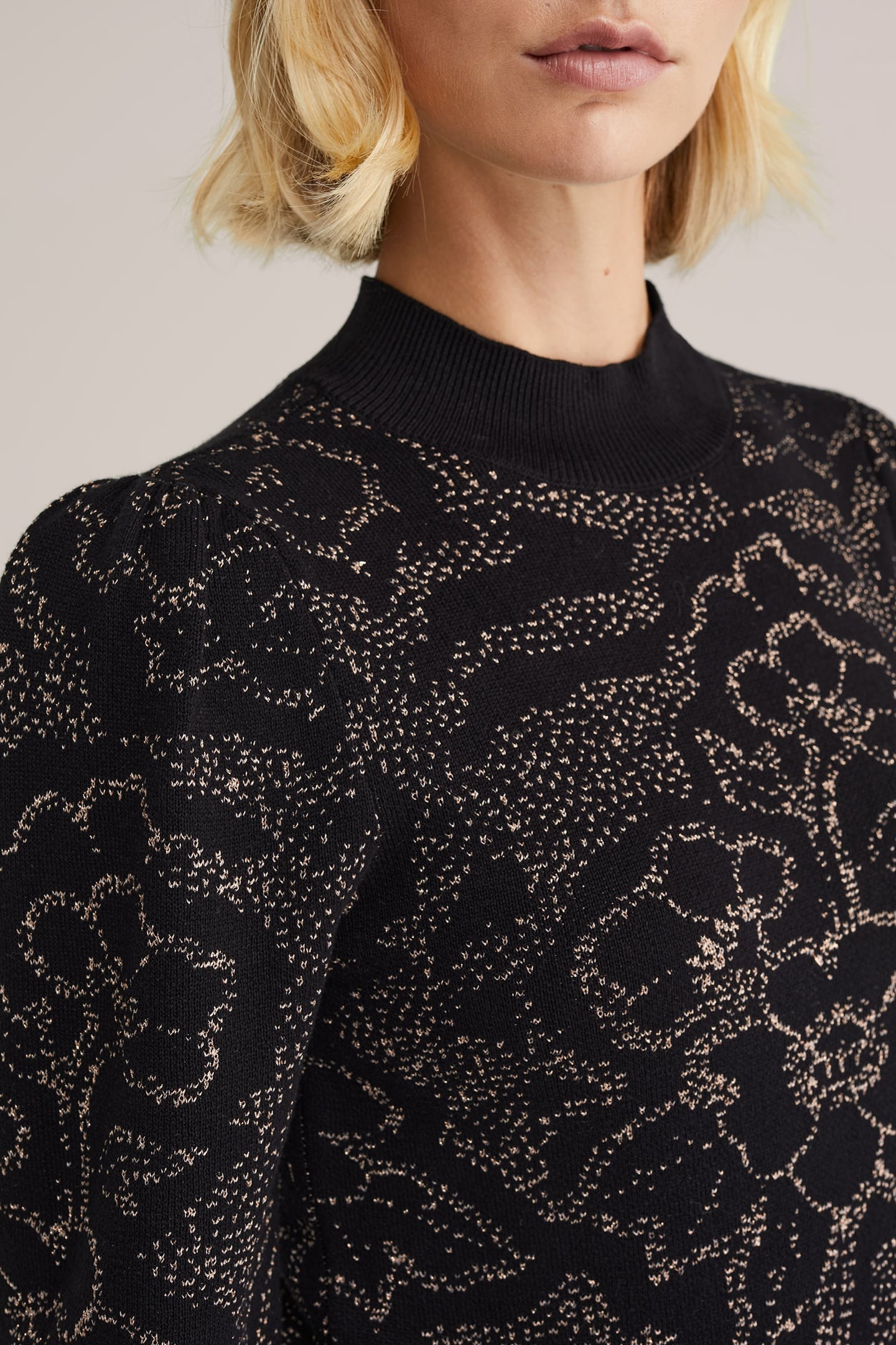 KNITTED PULLOVER BLACK 5