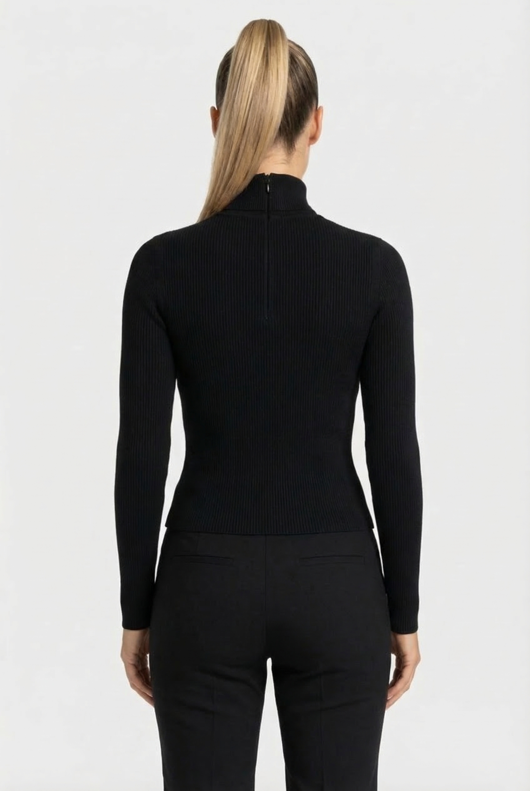 CUTOUT SWEATER IN BLACK 2