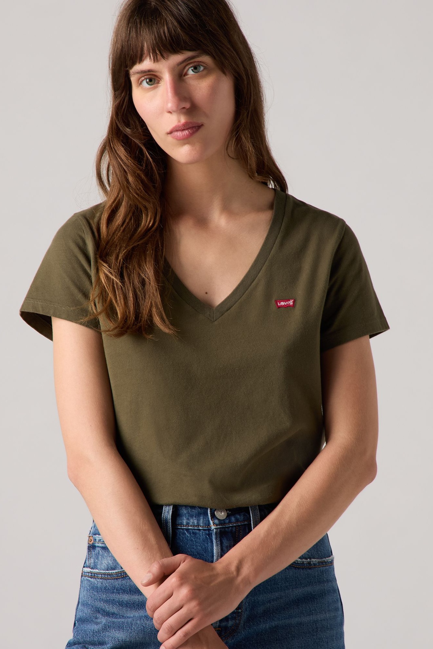 THE PERFECT V NECK TEE GREEN 3