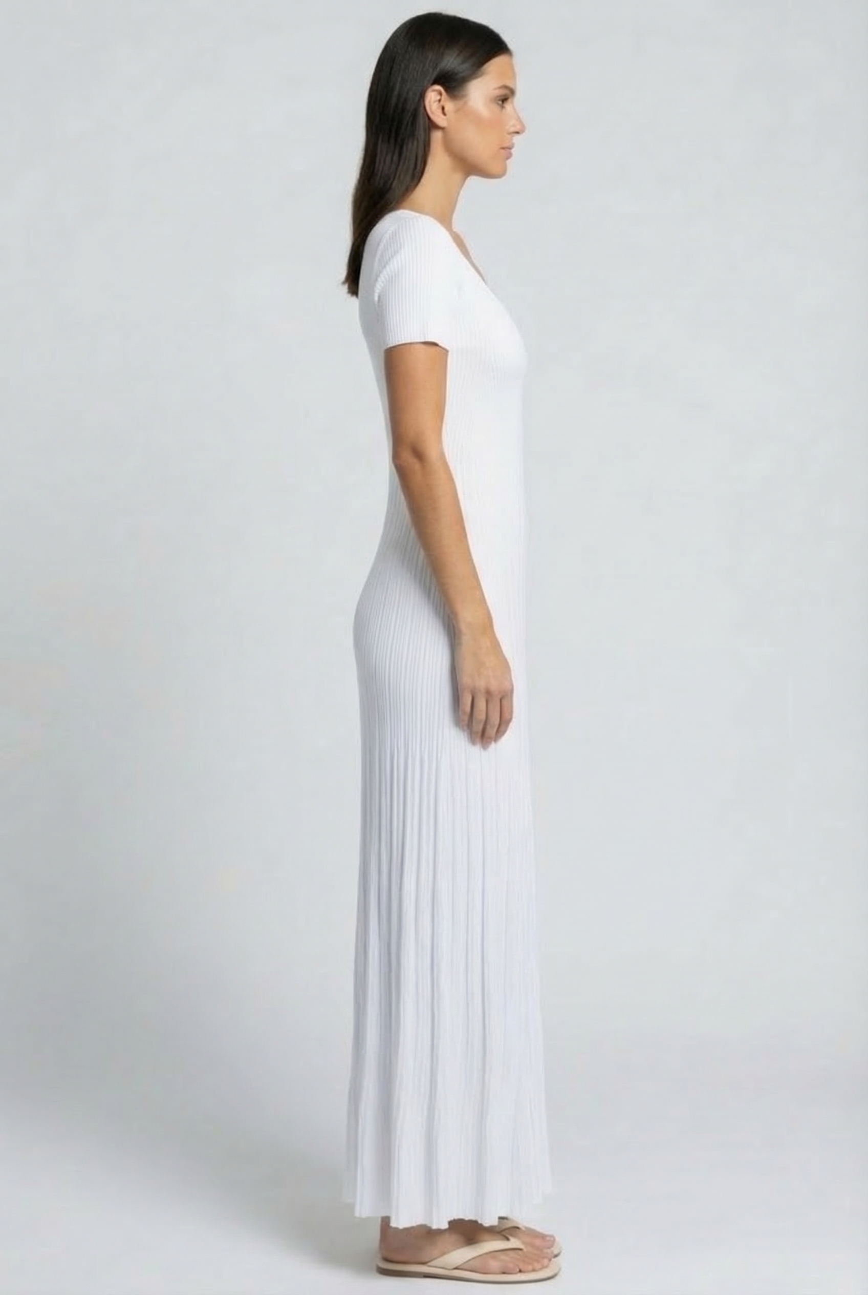 EMPIRE SCOOP NECK SHORT SLEEVE MAXI DRESS IN WHITE 3