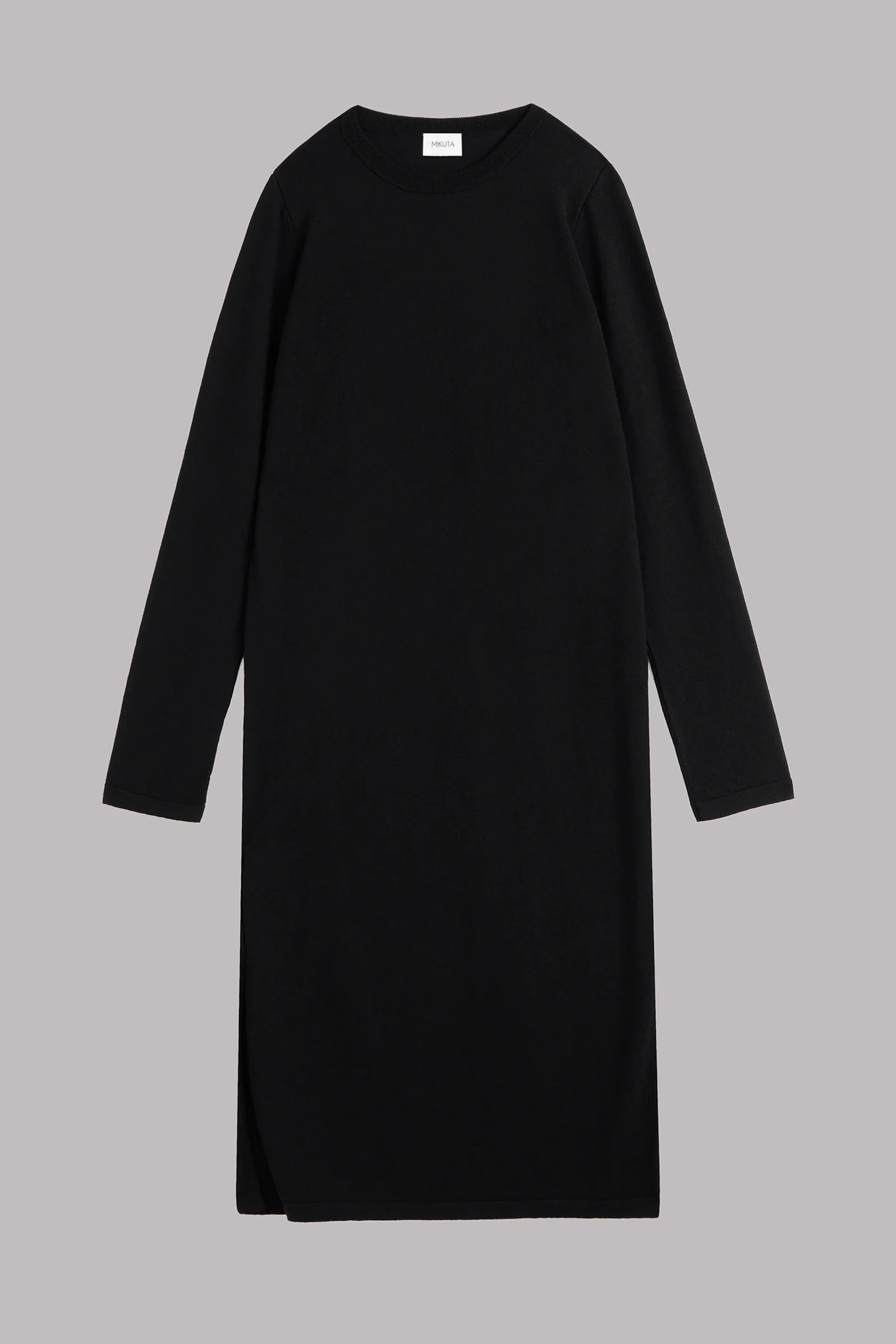 THE BLACK KNIT LONGSLEEVE DRESS 3