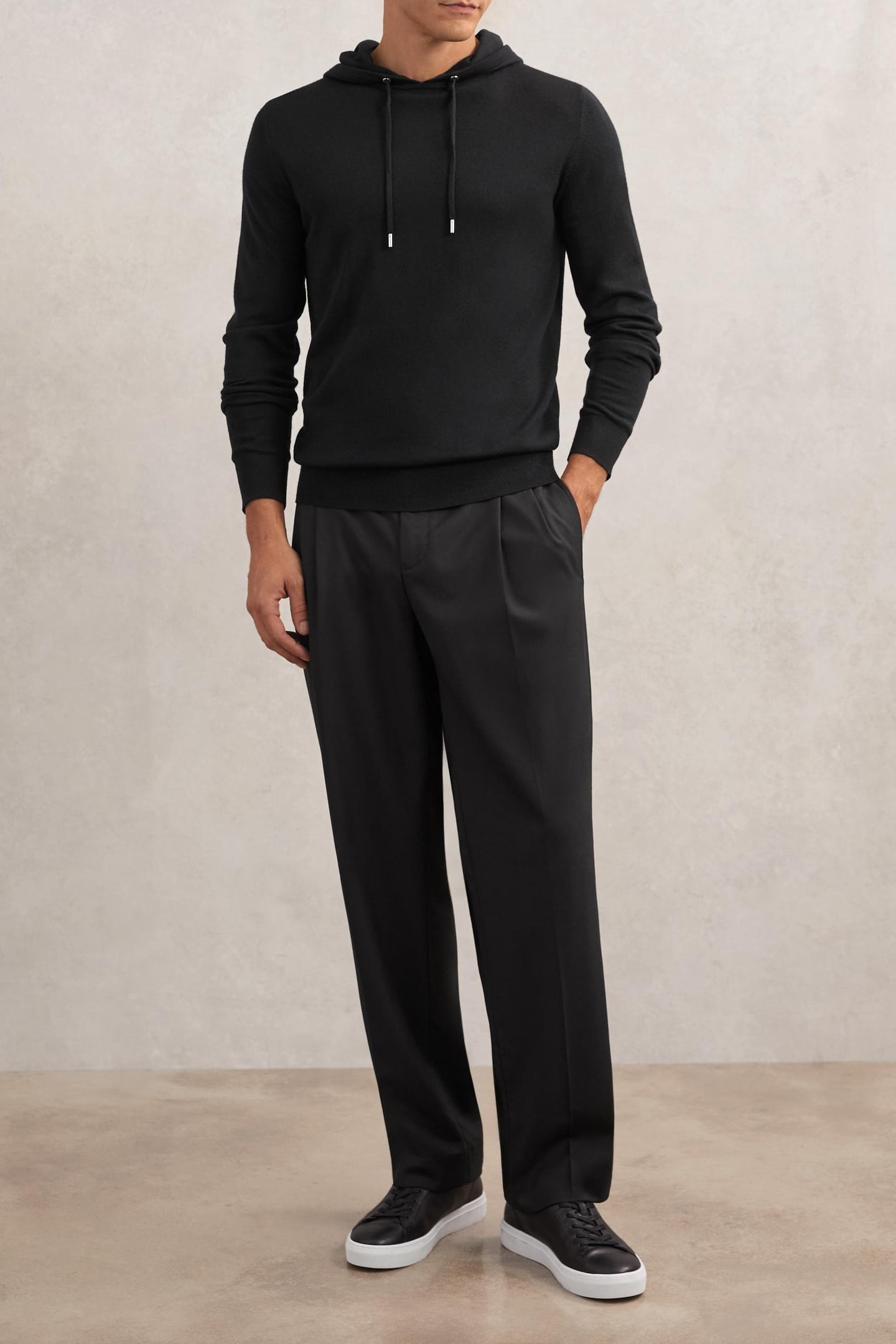 LS MERINO HOODY BLACK 1