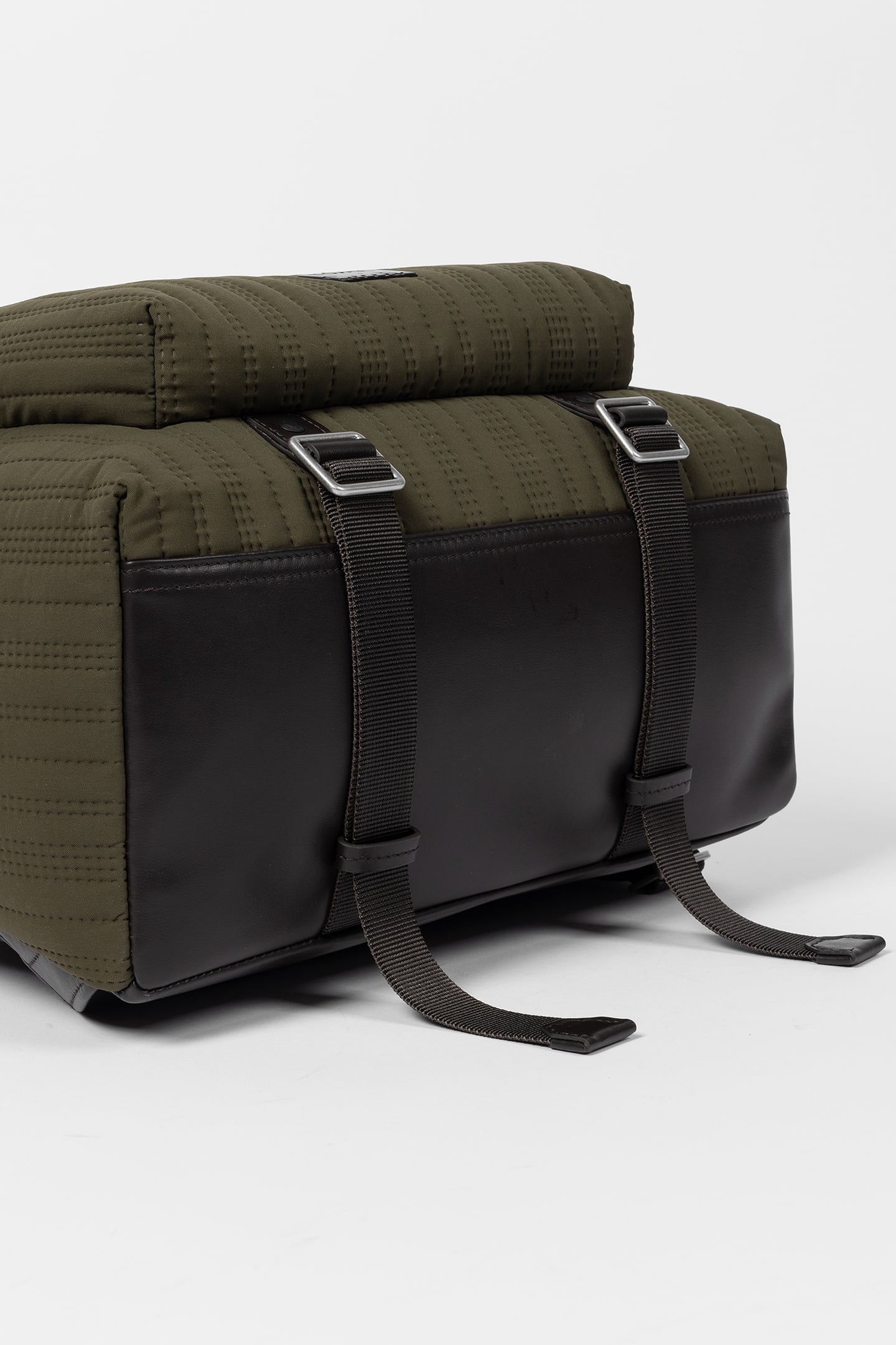 BAG BACKPACK KHAKI 10