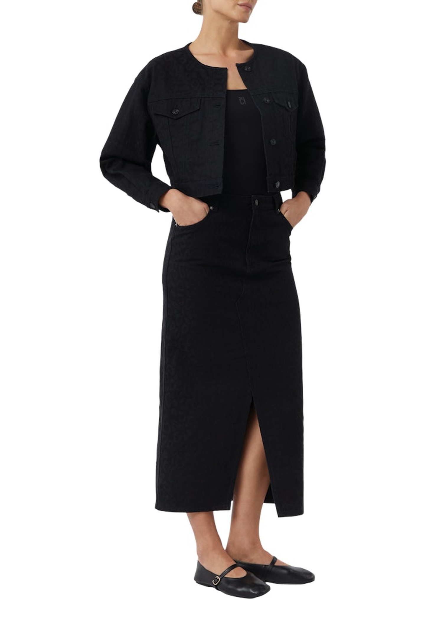 COMMA JACKETS INDOOR BLACK 2