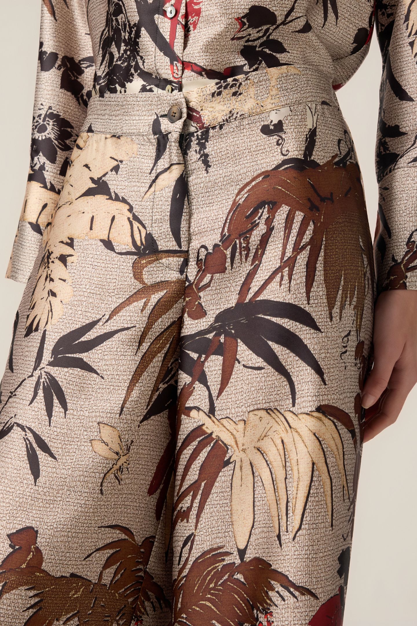 PATTERNED SATIN PALAZZO PANTS BEIGE 4