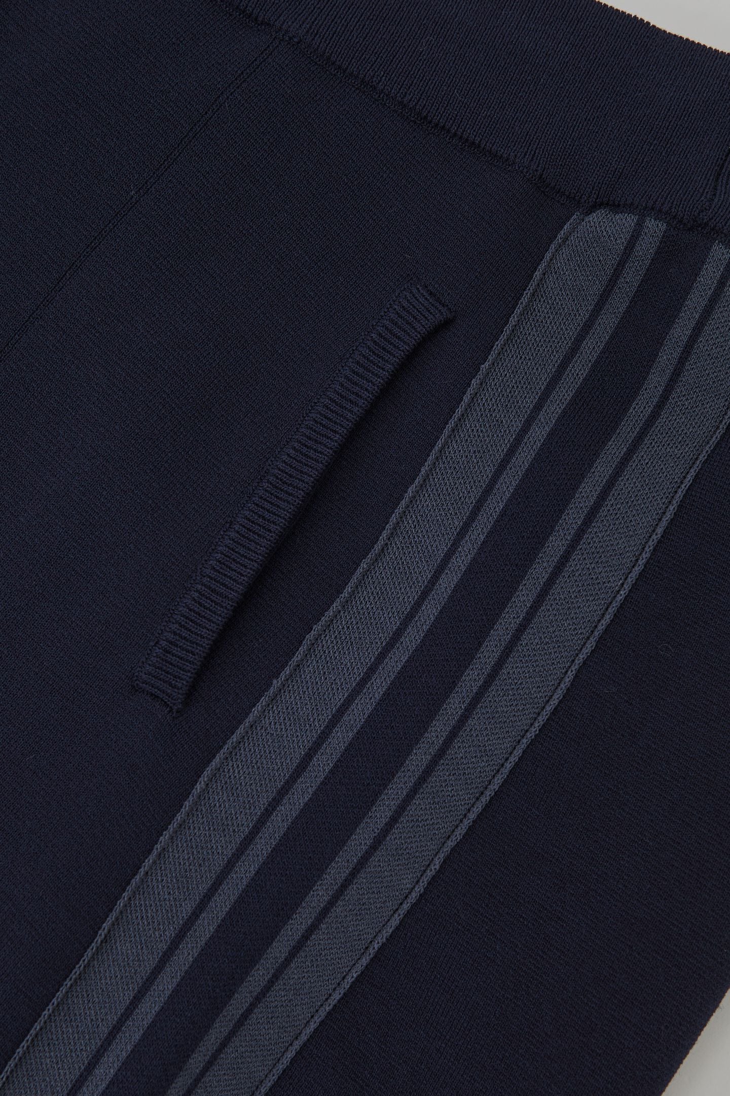 KNITTED WIDE LEG SIDE STRIPE TROUSER NAVY 4
