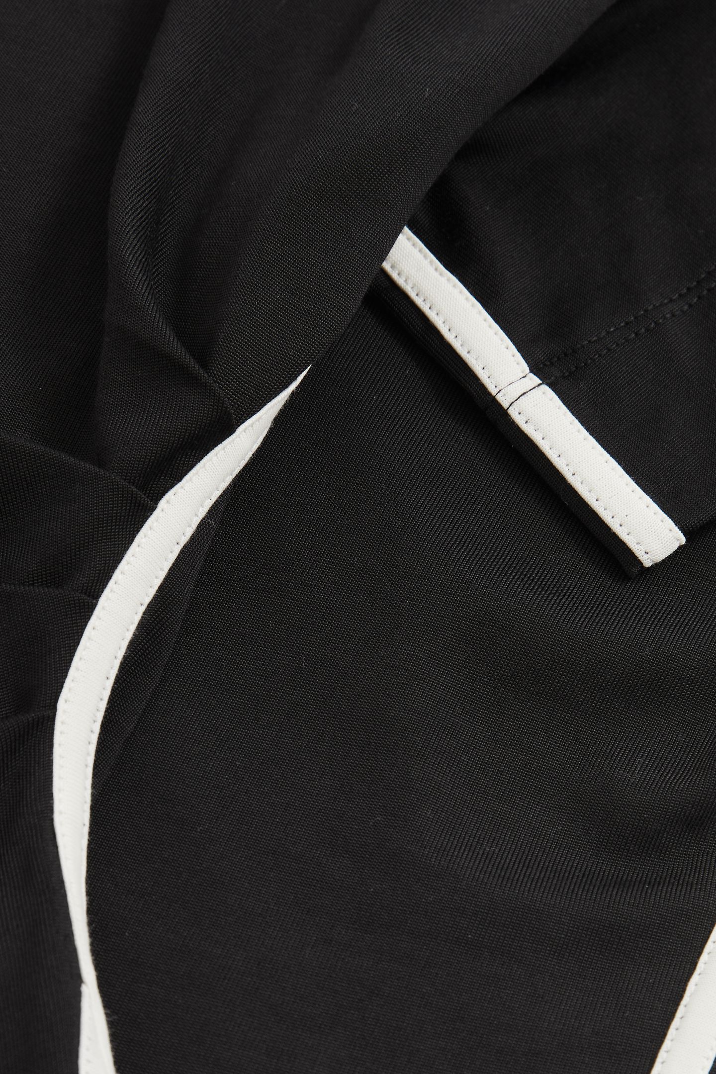 TIPPED CONTRAST TRIM TOP CREAM/BLACK 6