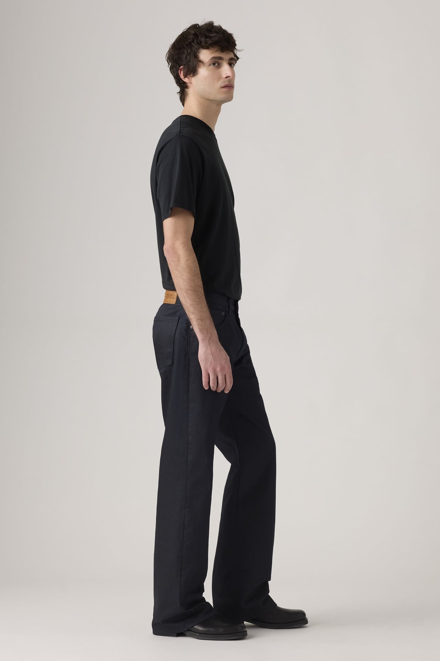 567™ RELAXED FLARE JEANS BLUE 3