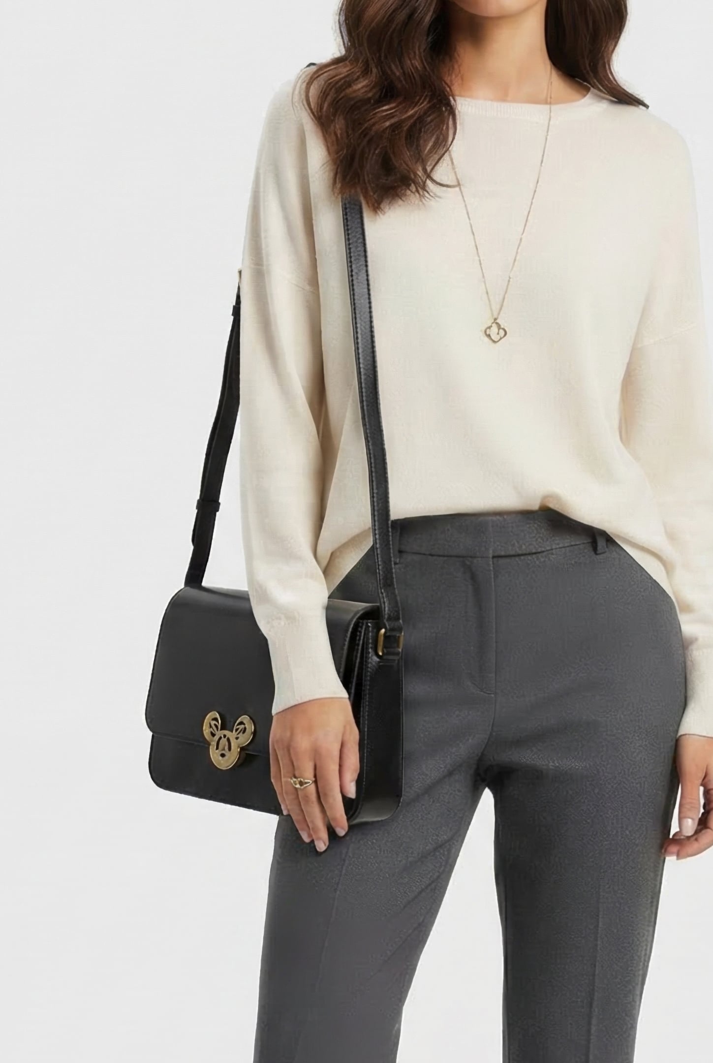 ELDA BAG BLACK GOLD 4