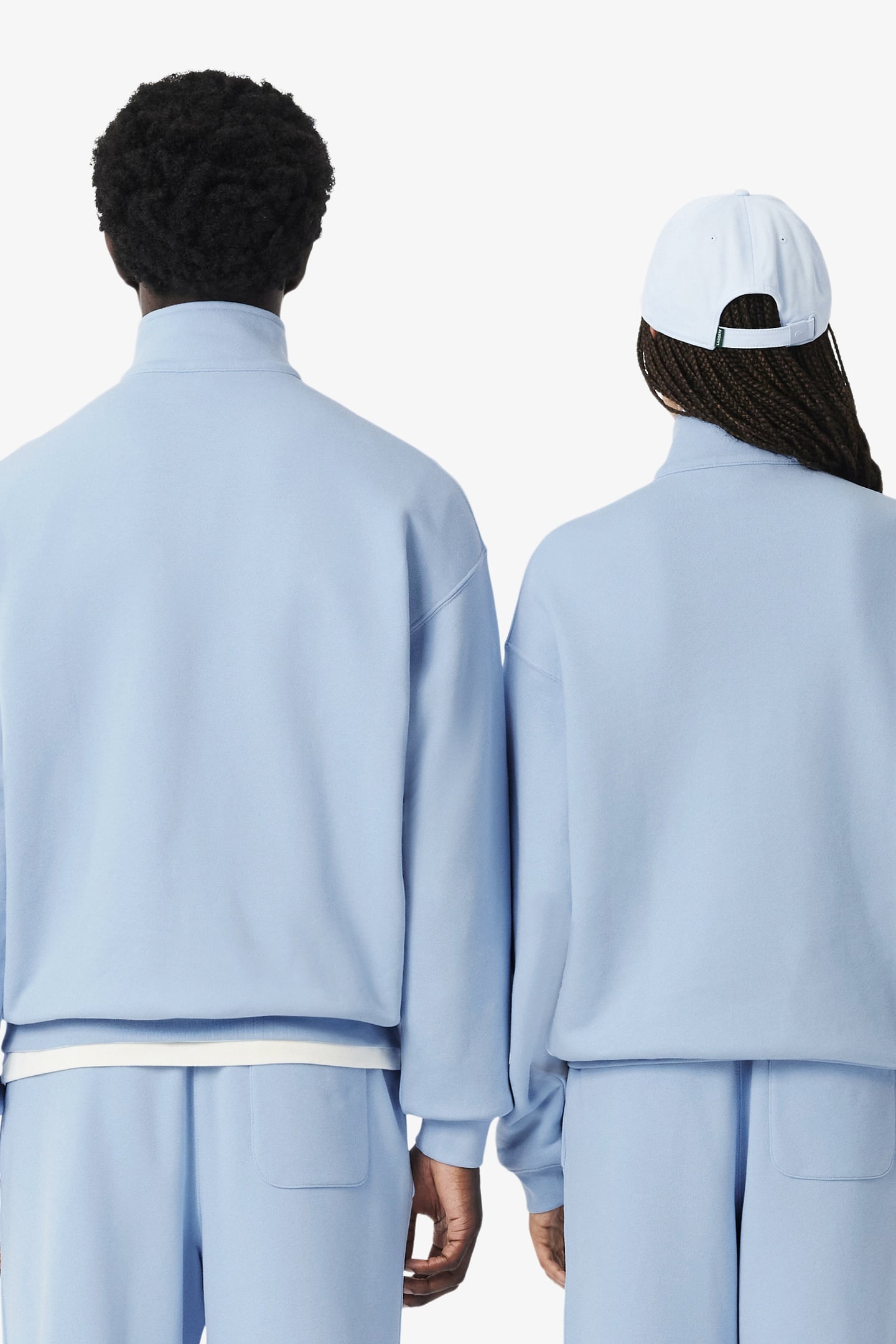 UNISEX SWEATSHIRT OVERVIEW 3