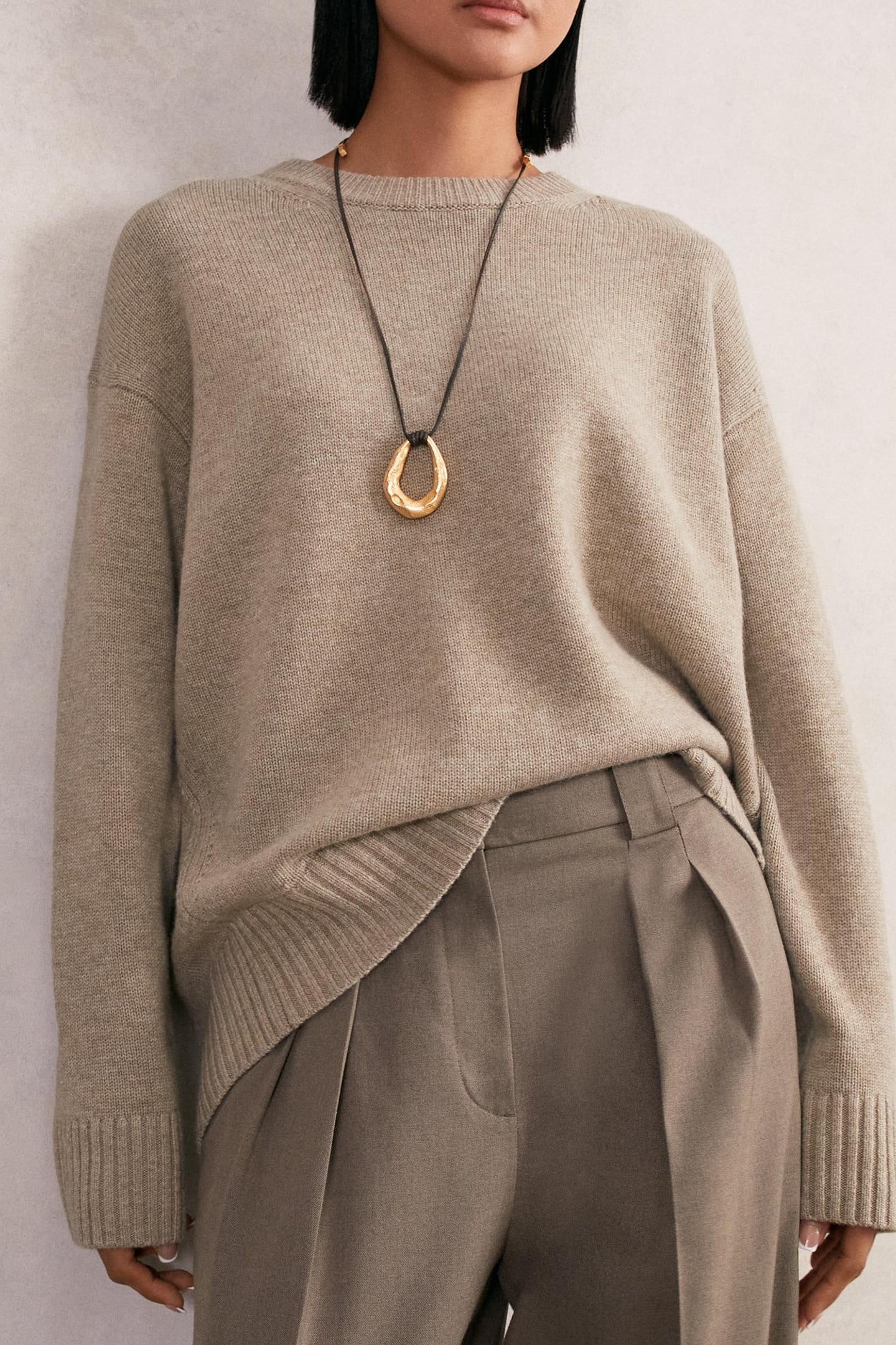 WOOL CASHMERE CREW NECK STONE 1