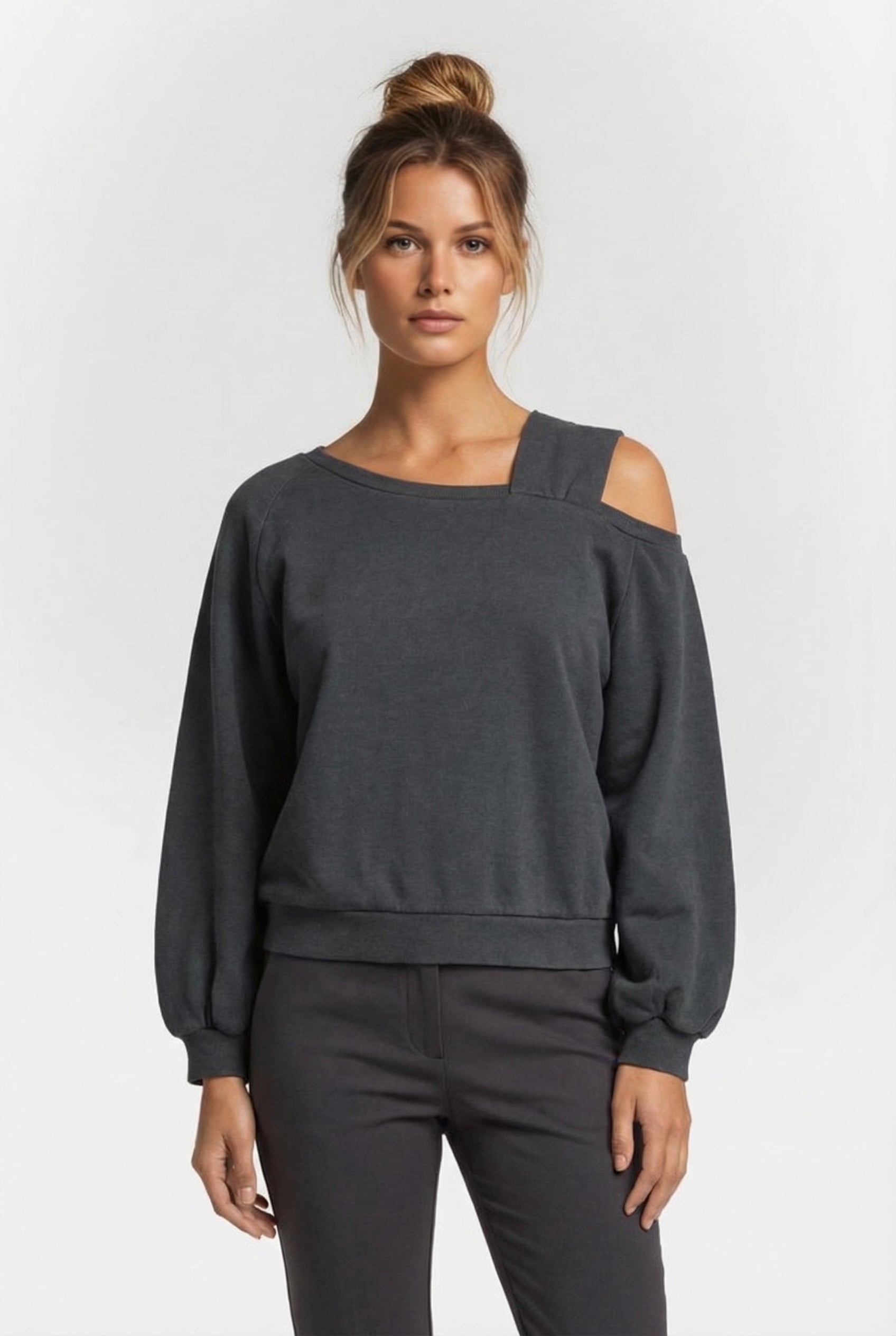 NALA SWEATERS WASHED BLACK 1