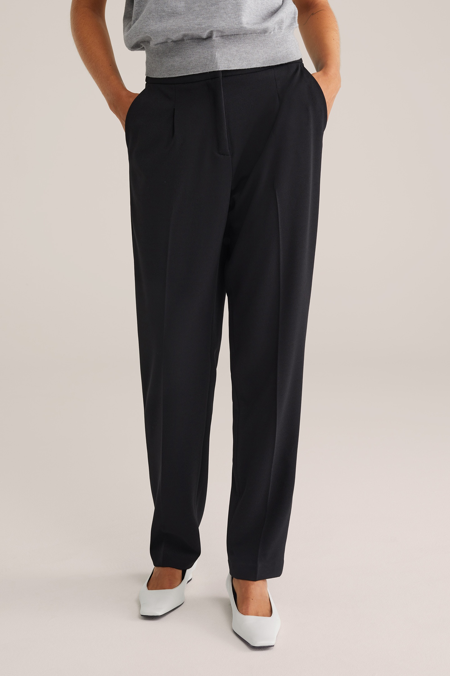 TROUSER BLACK 1