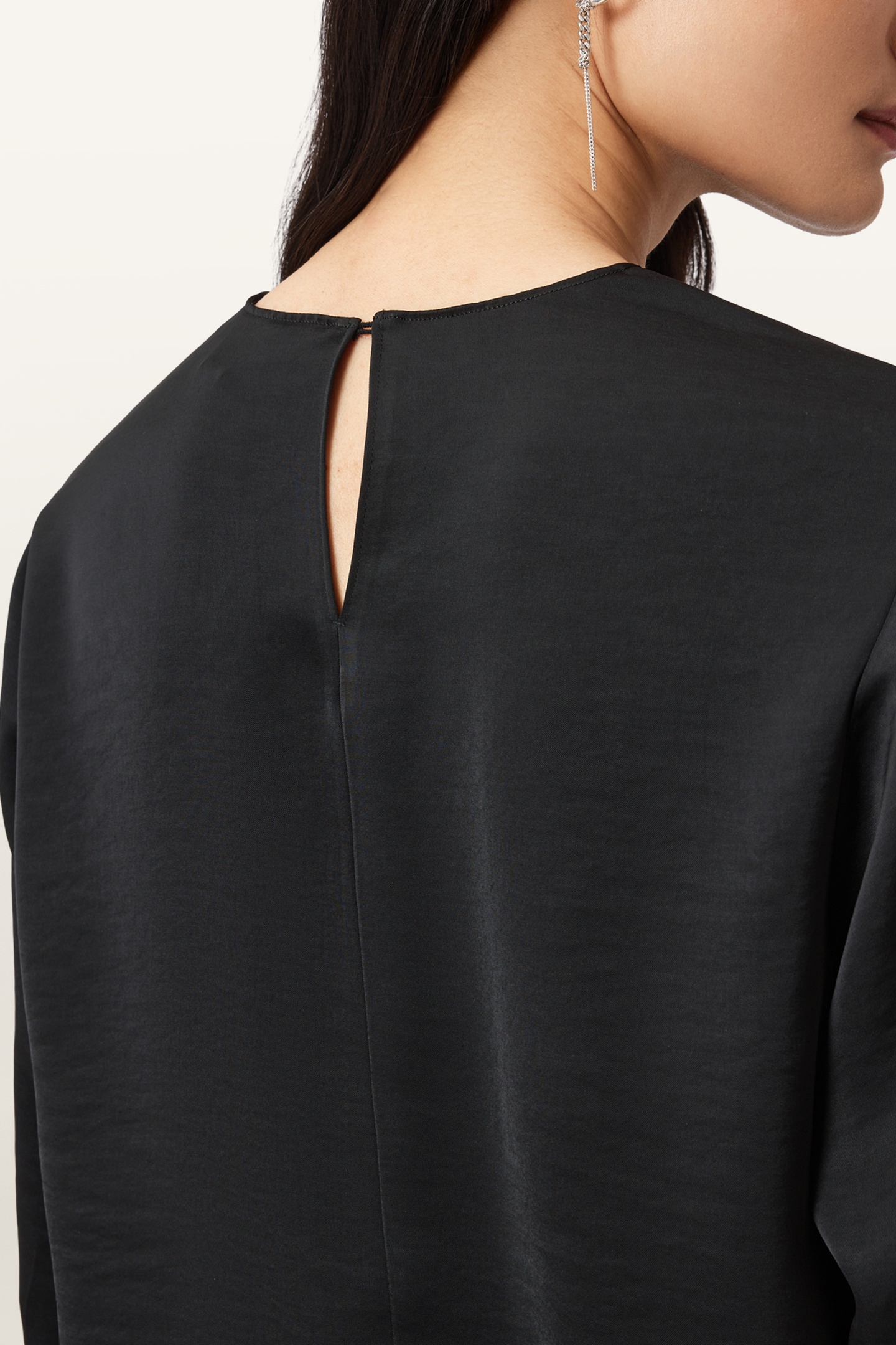 LEANNE TOP BLACK 5
