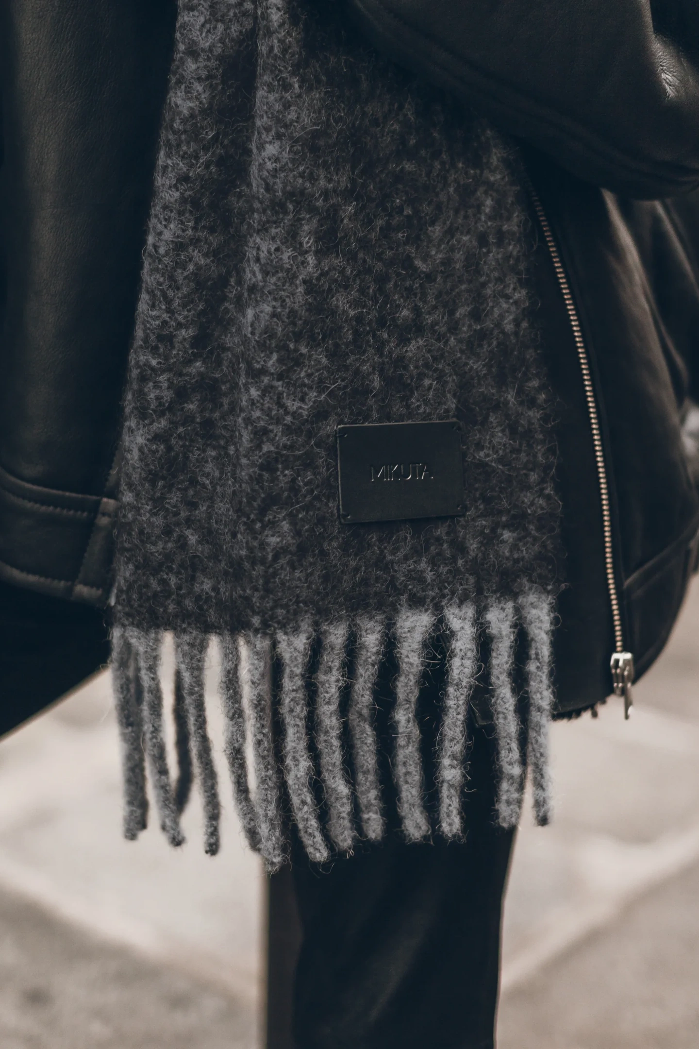 THE DARK FADED ALPACA BLEND SCARF 2