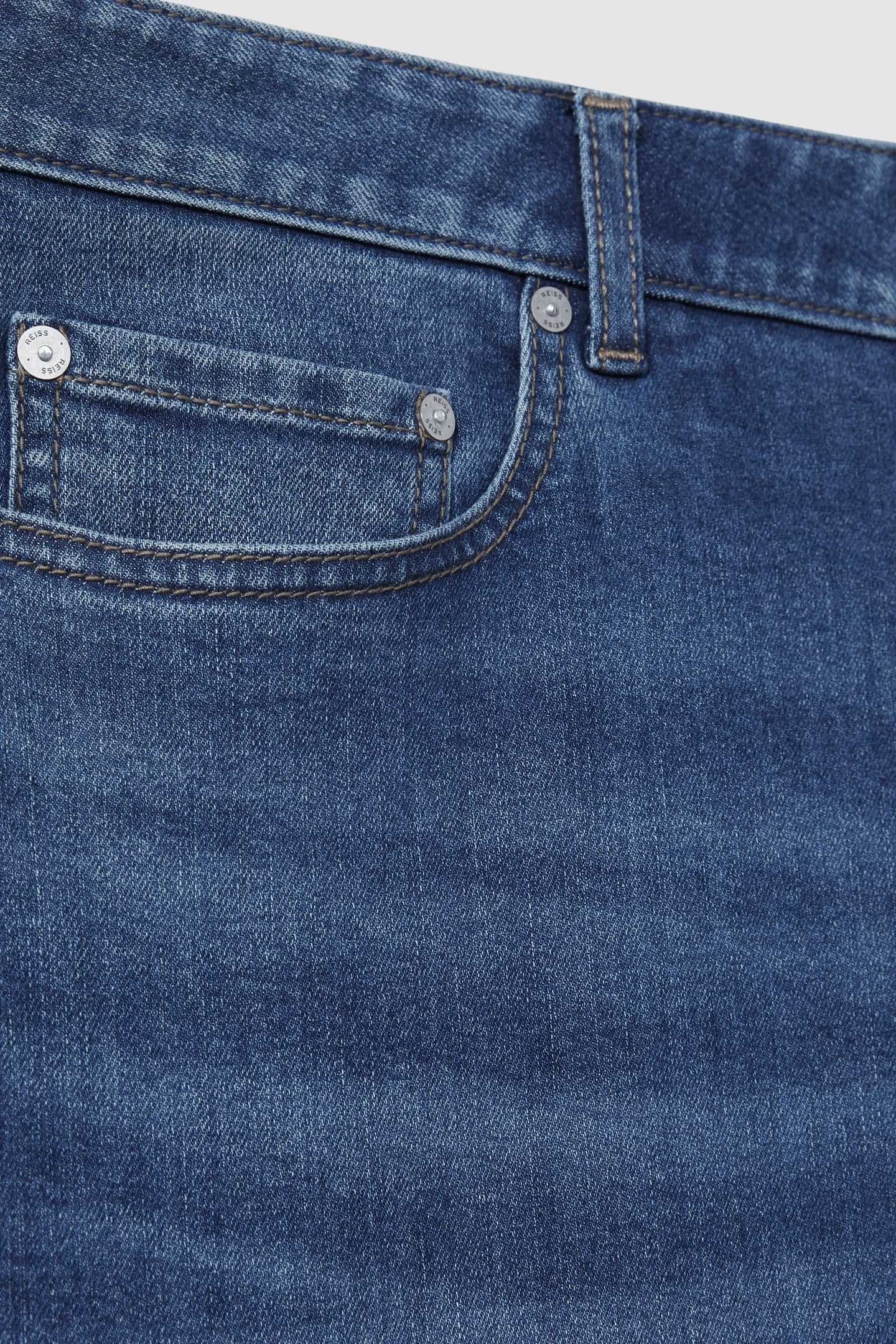 TAPERED SLIM FIT JEAN MID BLUE WASH 5