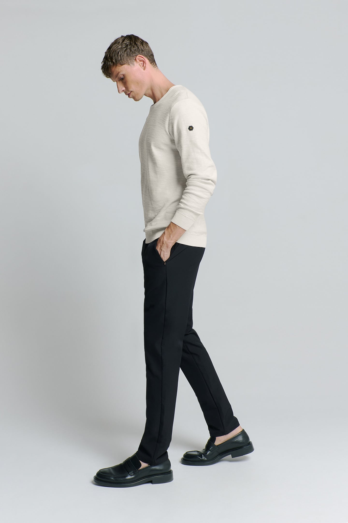 PULLOVER CREWNECK GARMENT DYED + STONE WASHED CHALK 3