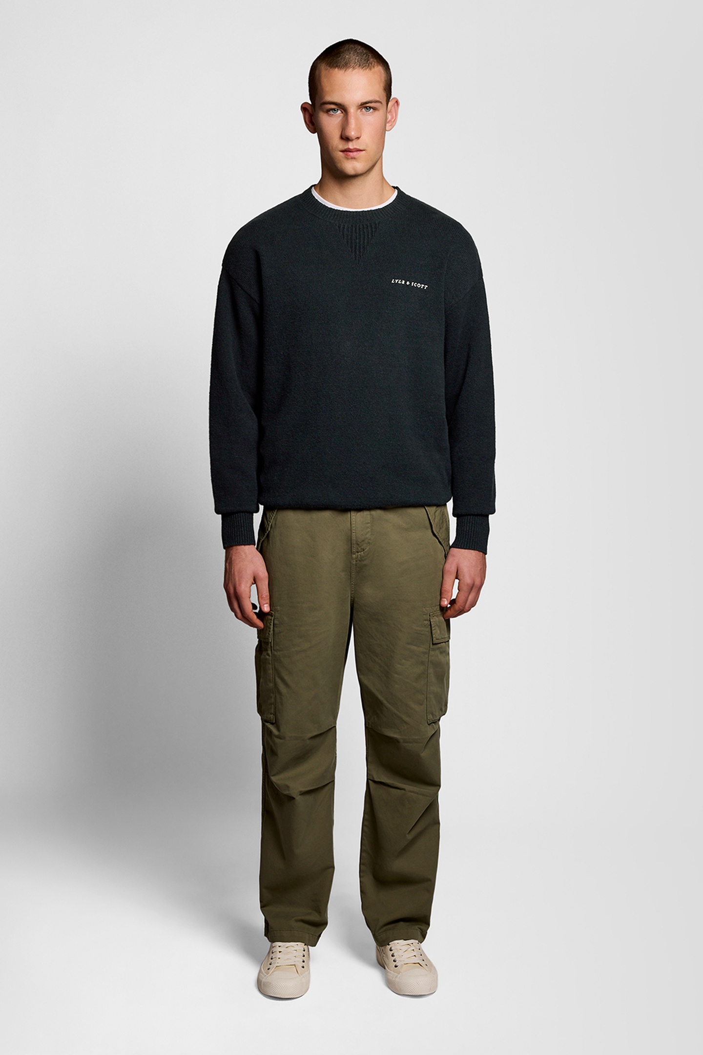 Lyle & Scott Script Knitted Crew Neck Dark Navy Maat: M | Sweaters Outlet | Heren | Blauw