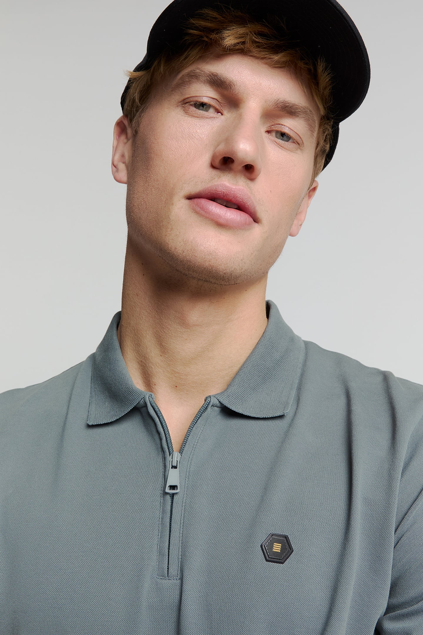 POLO ZIP PIQUE GARMENT DYED WASHED BLUE 4