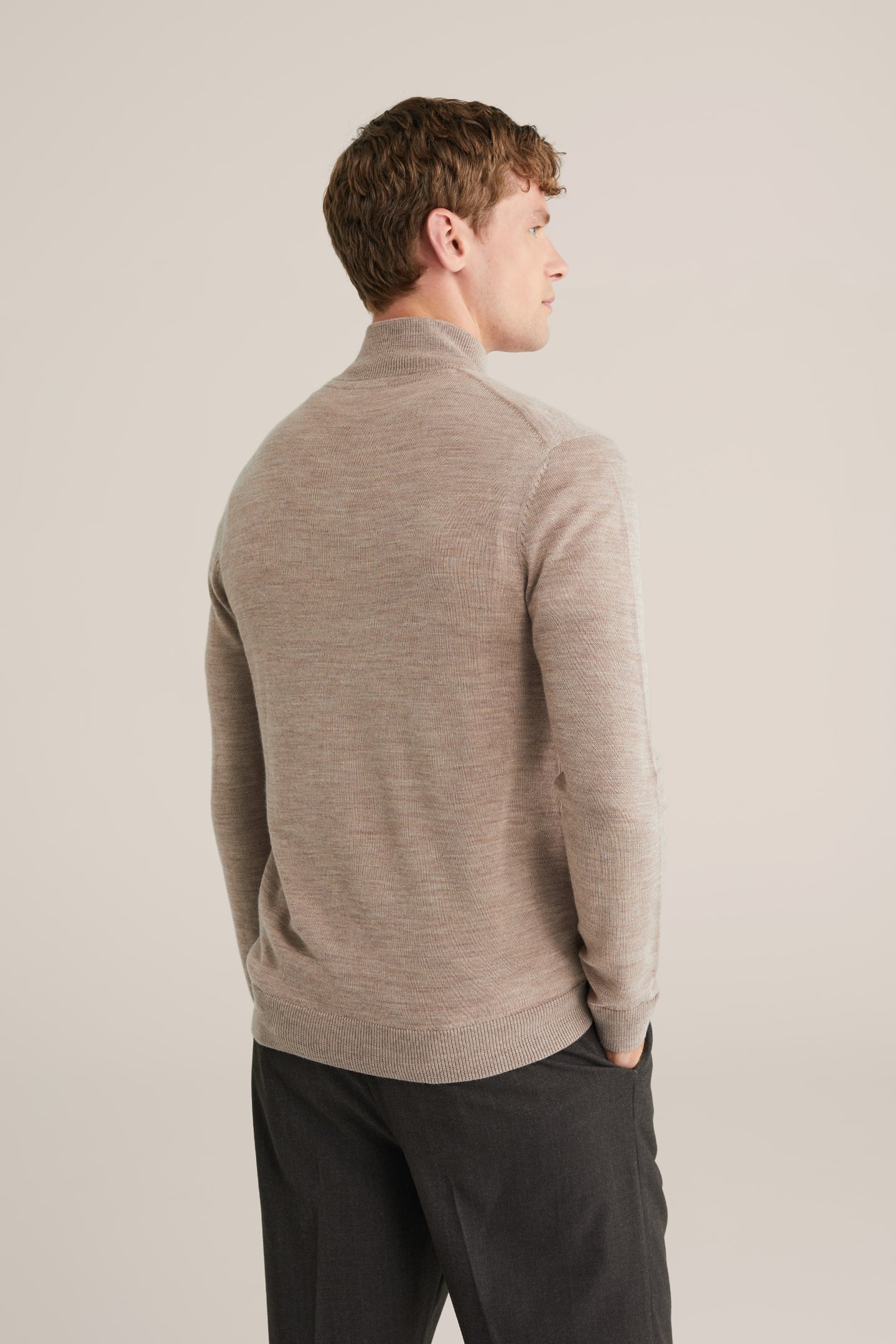 HALFWAY ZIPPER LIGHT BROWN 2