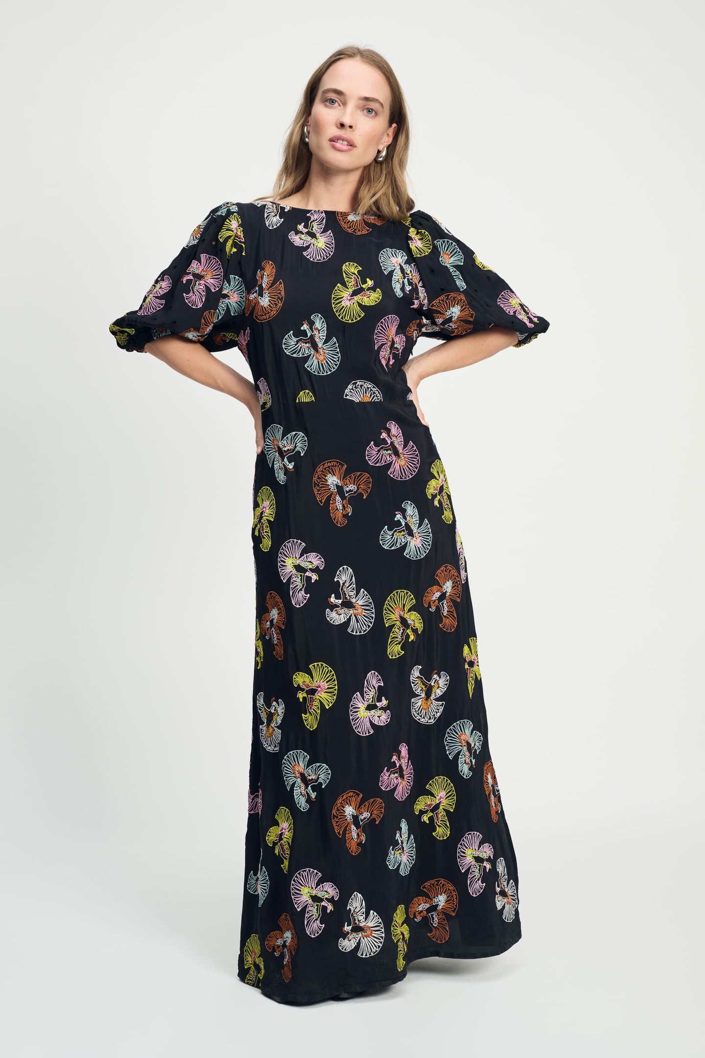 DRESS - EMBROIDERY SKY BLACK 2