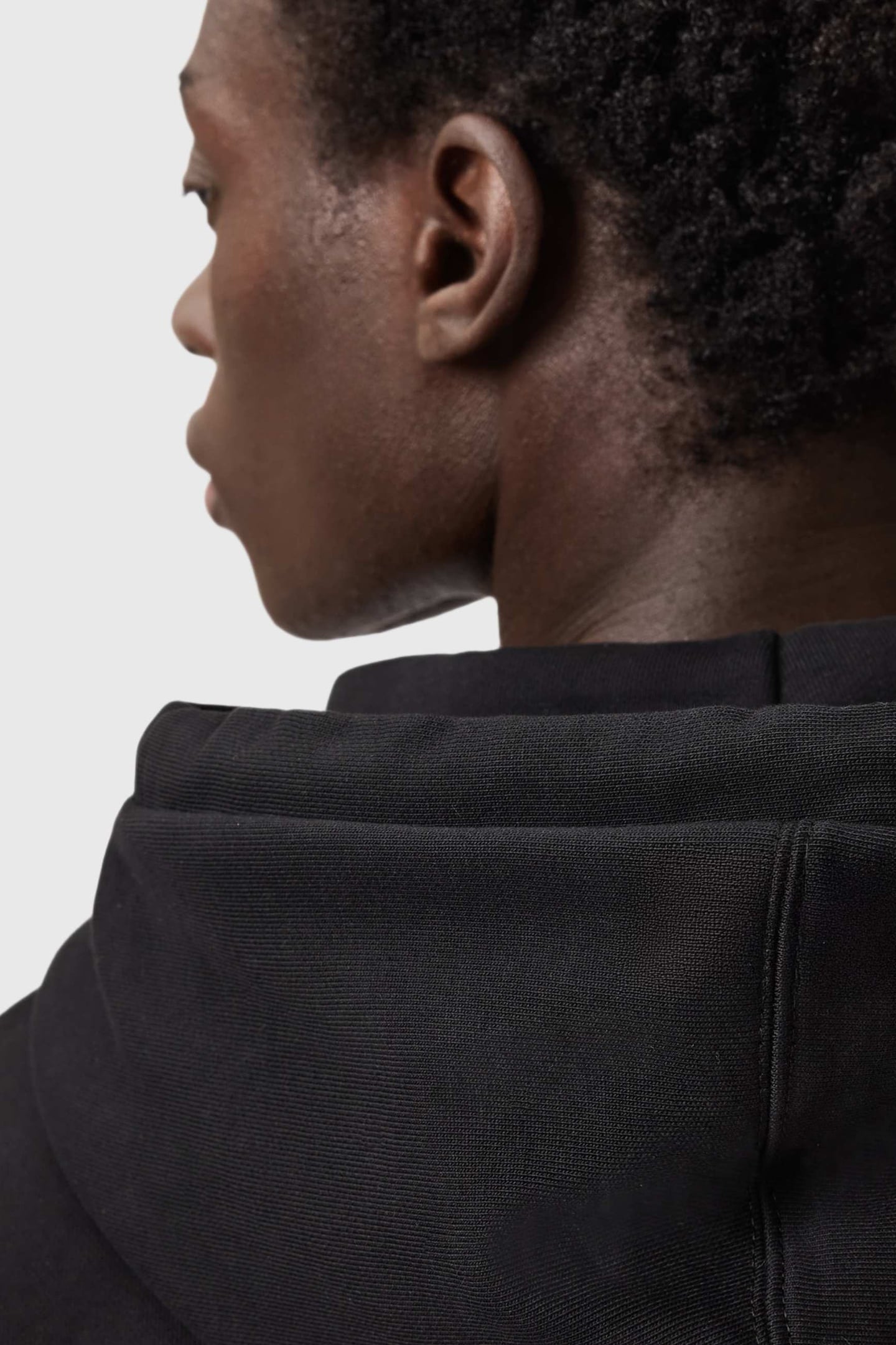 MILO ZIP HOODY JET BLACK 8