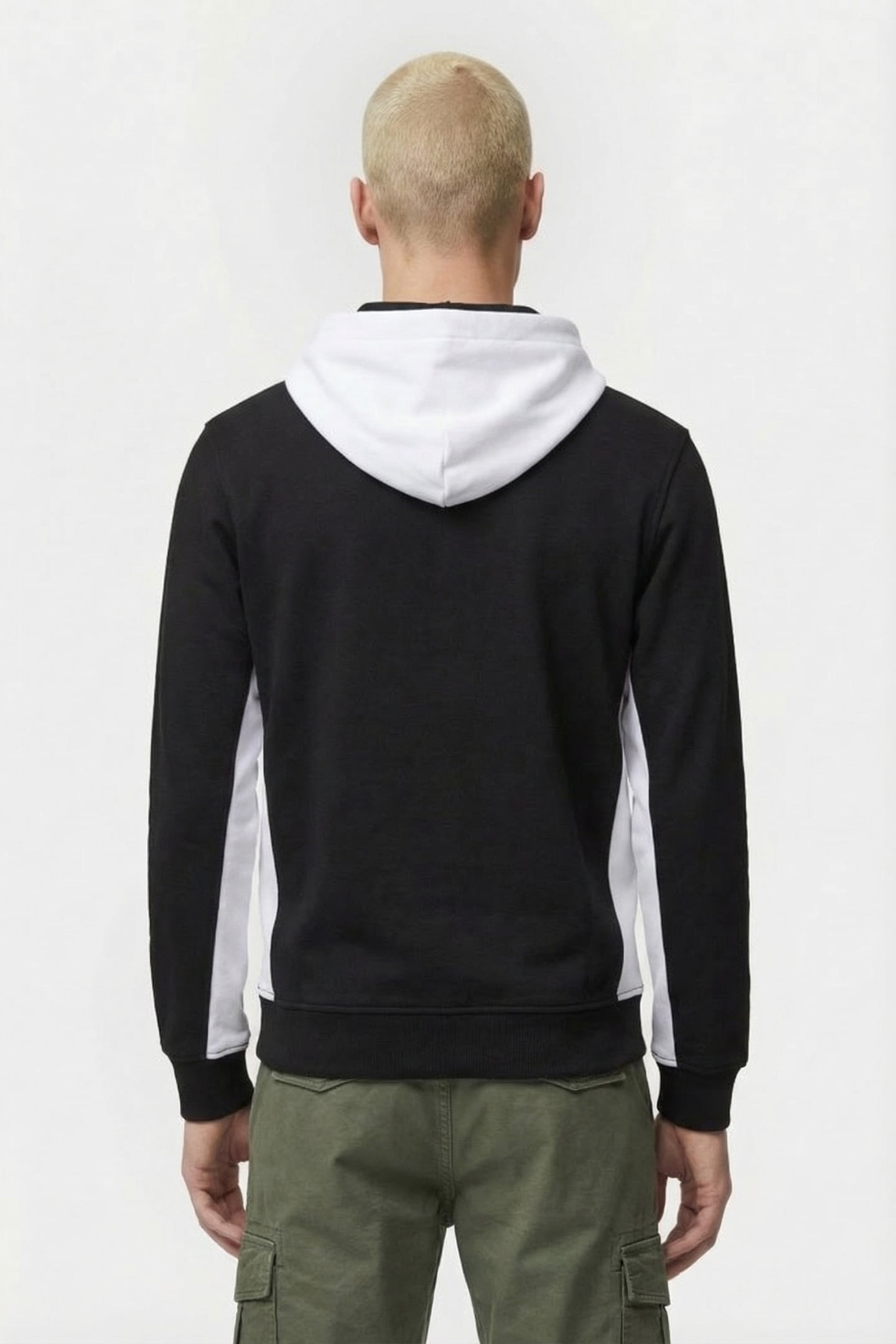 BLACK/WHITE SWEAT HOODY 2
