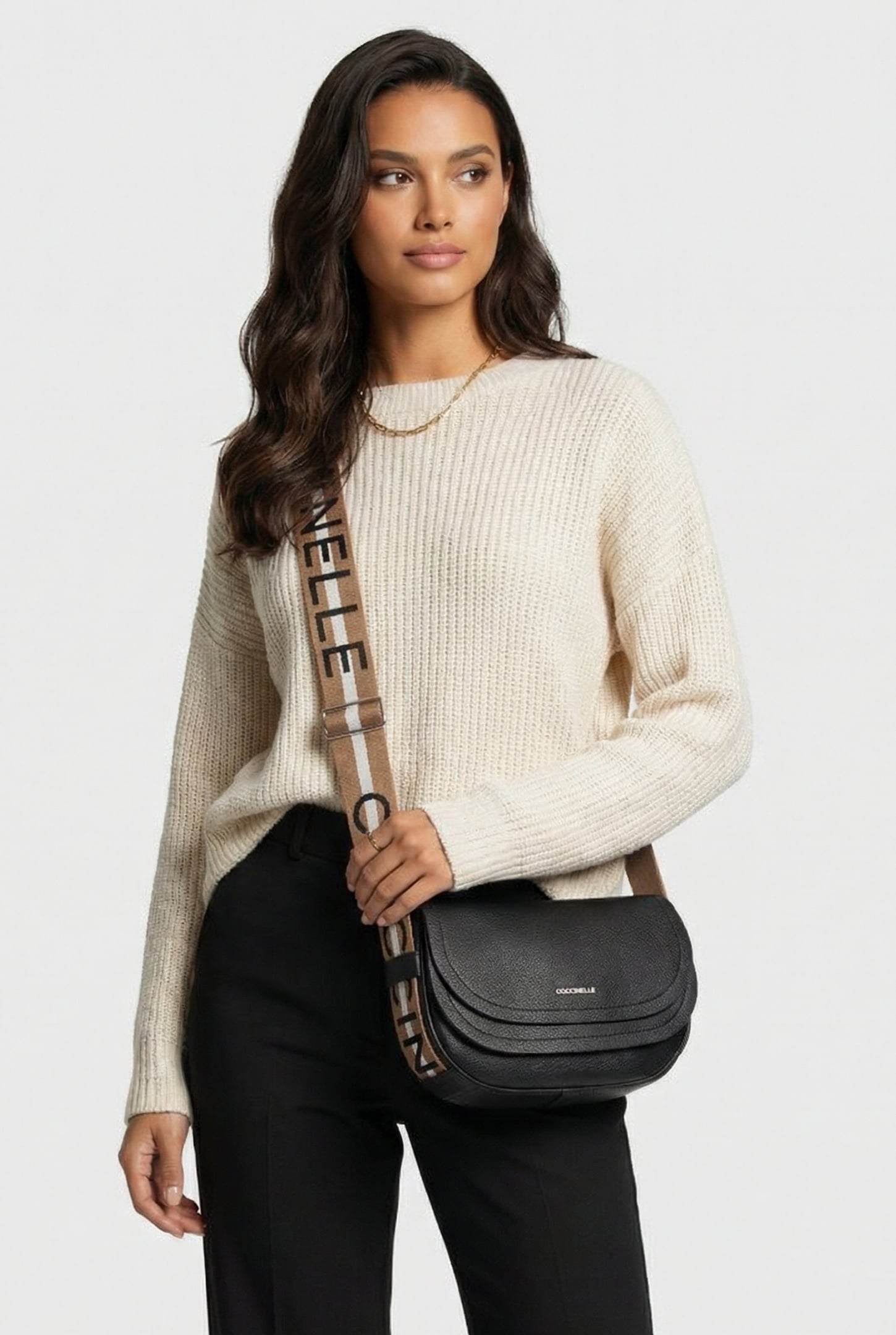 CROSS BODY BAG WITH LOGO STRAP IN BLACK 1