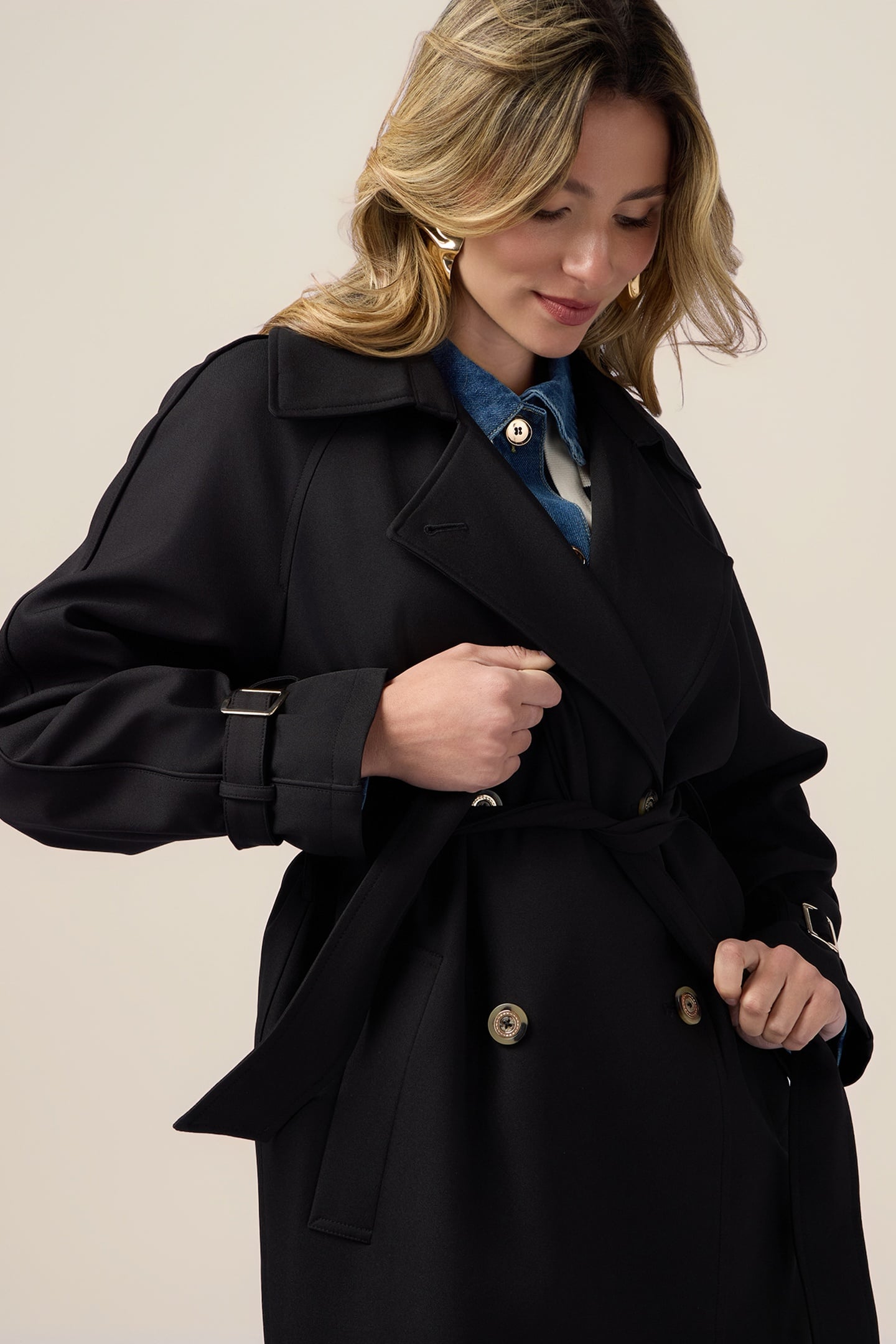 DOUBLE-BREASTED TRENCH COAT BLACK 7