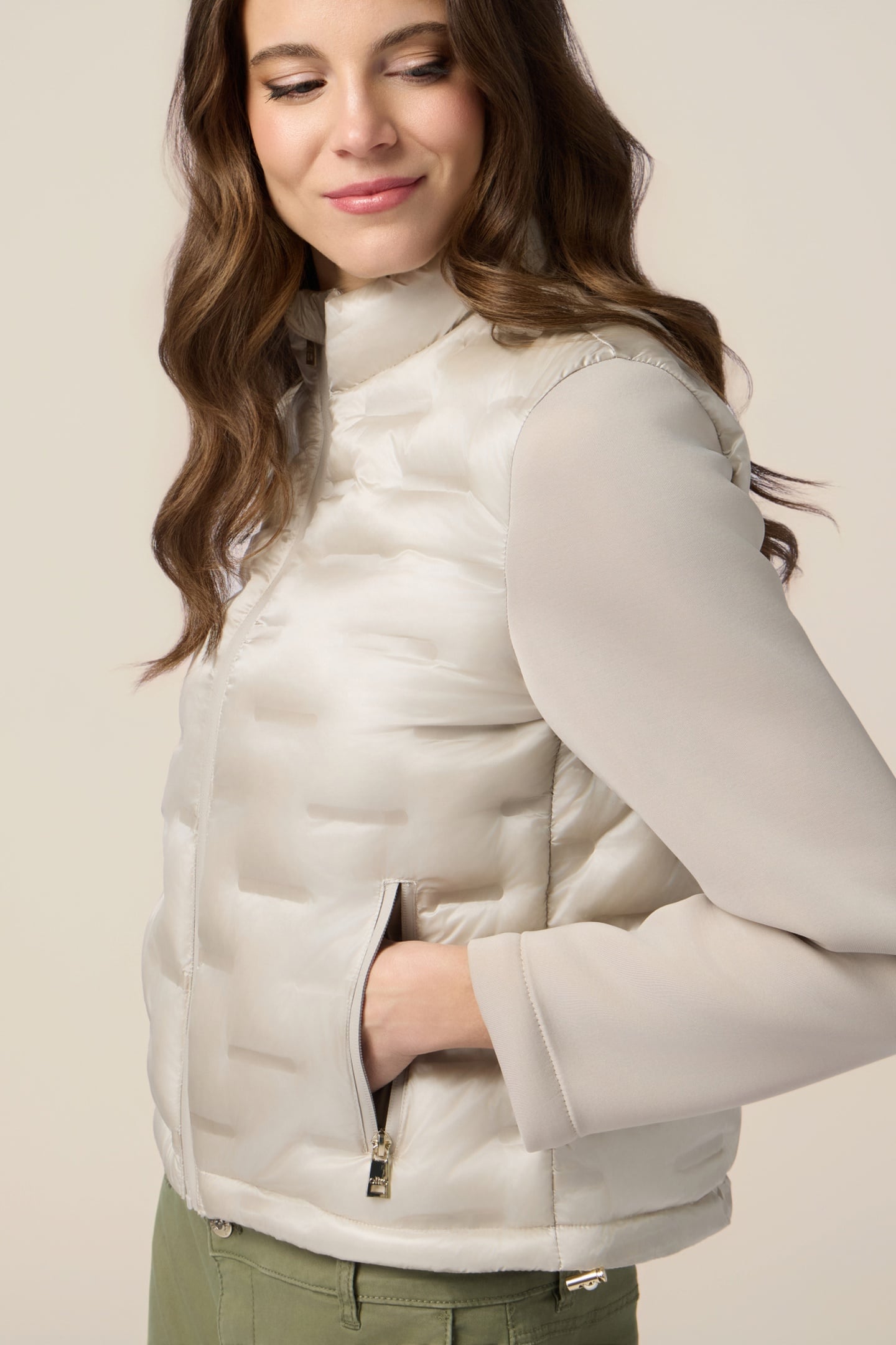 LIGHTWEIGHT COMBINED BOXY DOWN JACKET BEIGE 1