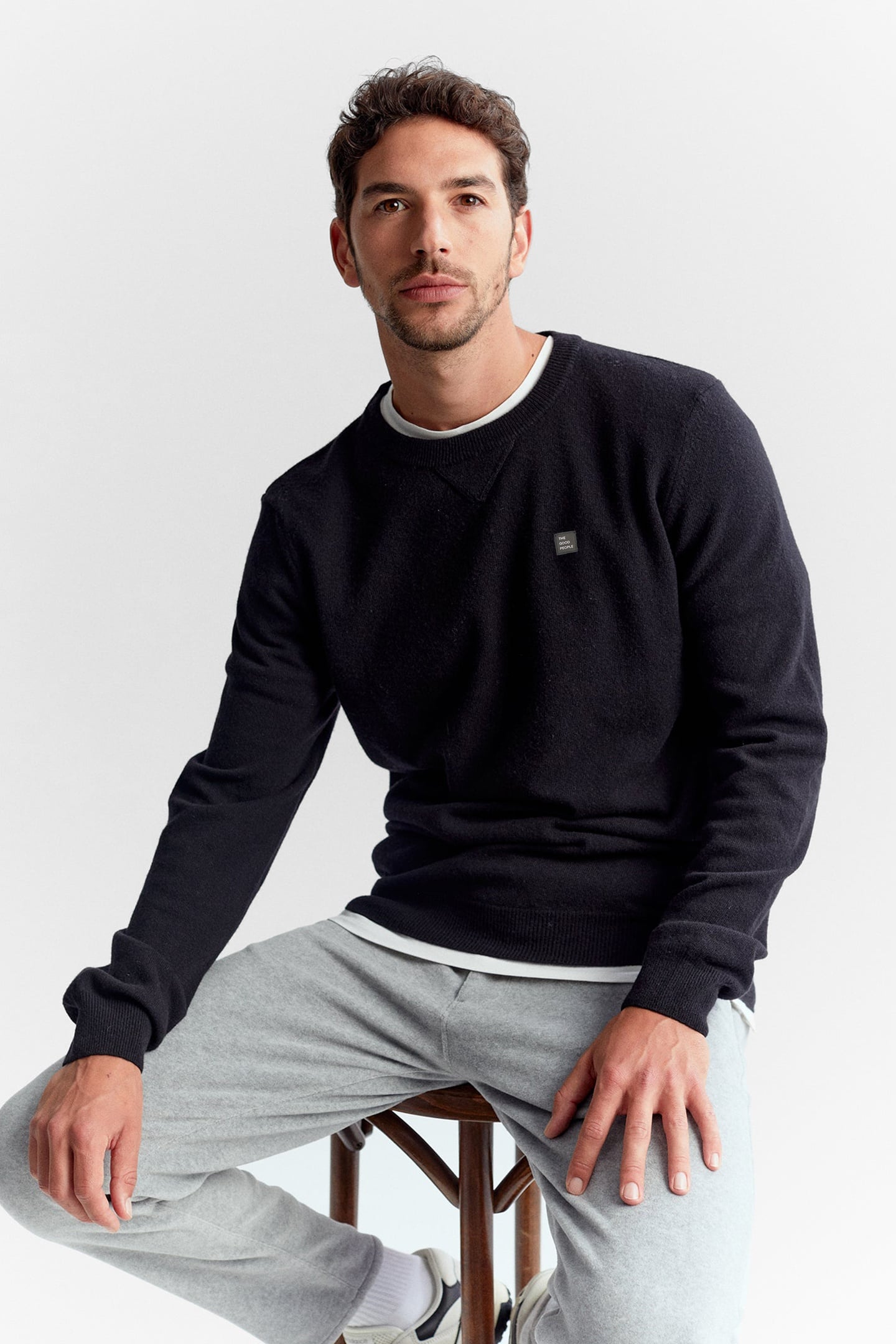 KLOGO KNITWEAR BLACK 2