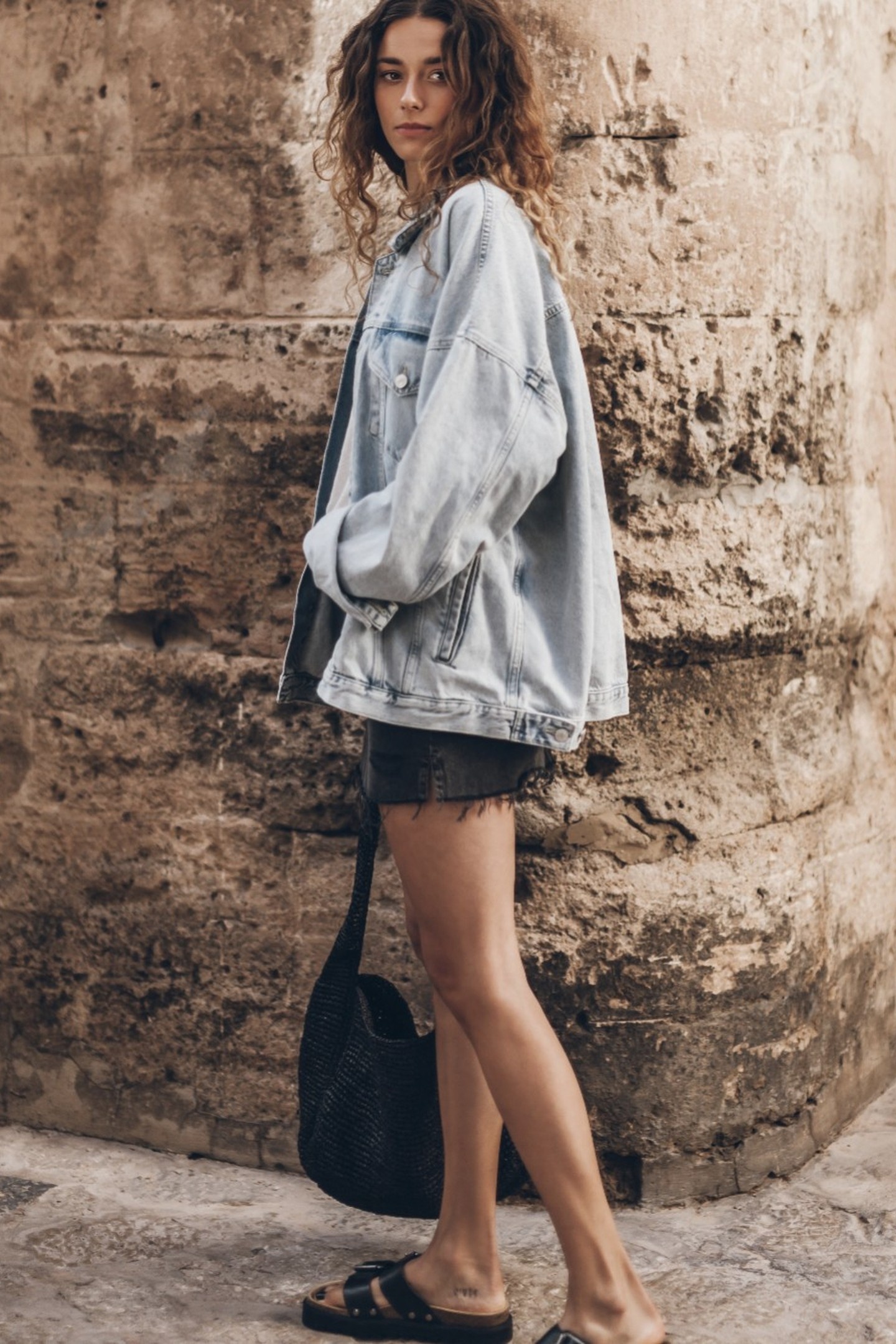 THE BLUE OVERSIZED DENIM JACKET BLUE 2
