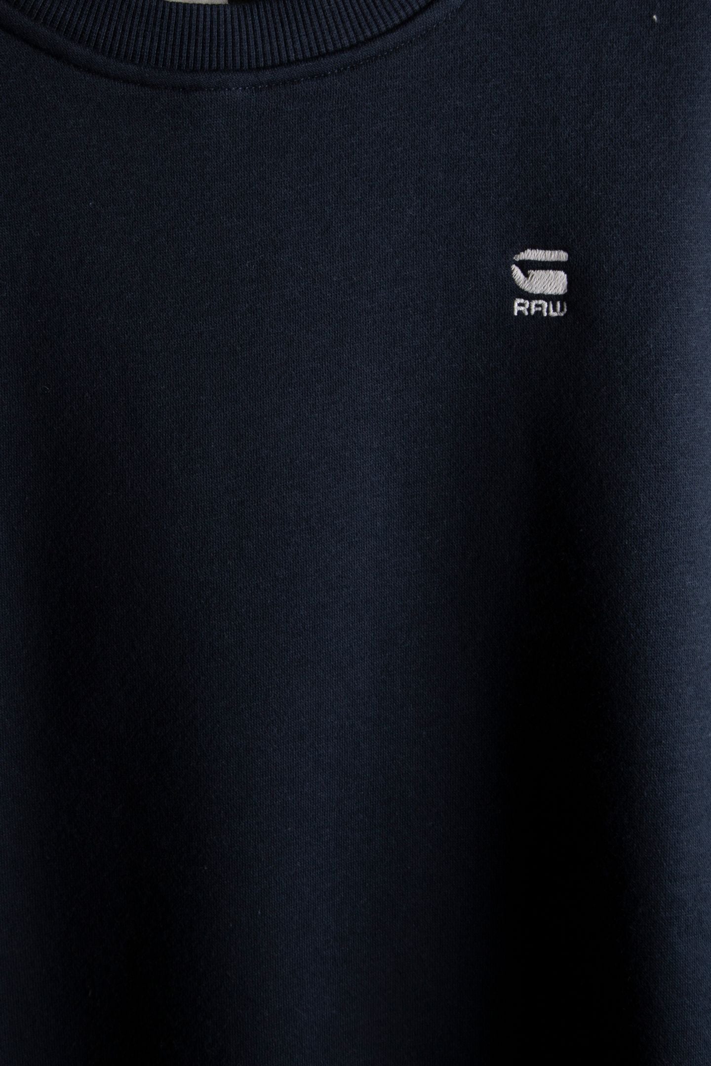 CORE CREW SWEAT L\S SALUTE 4