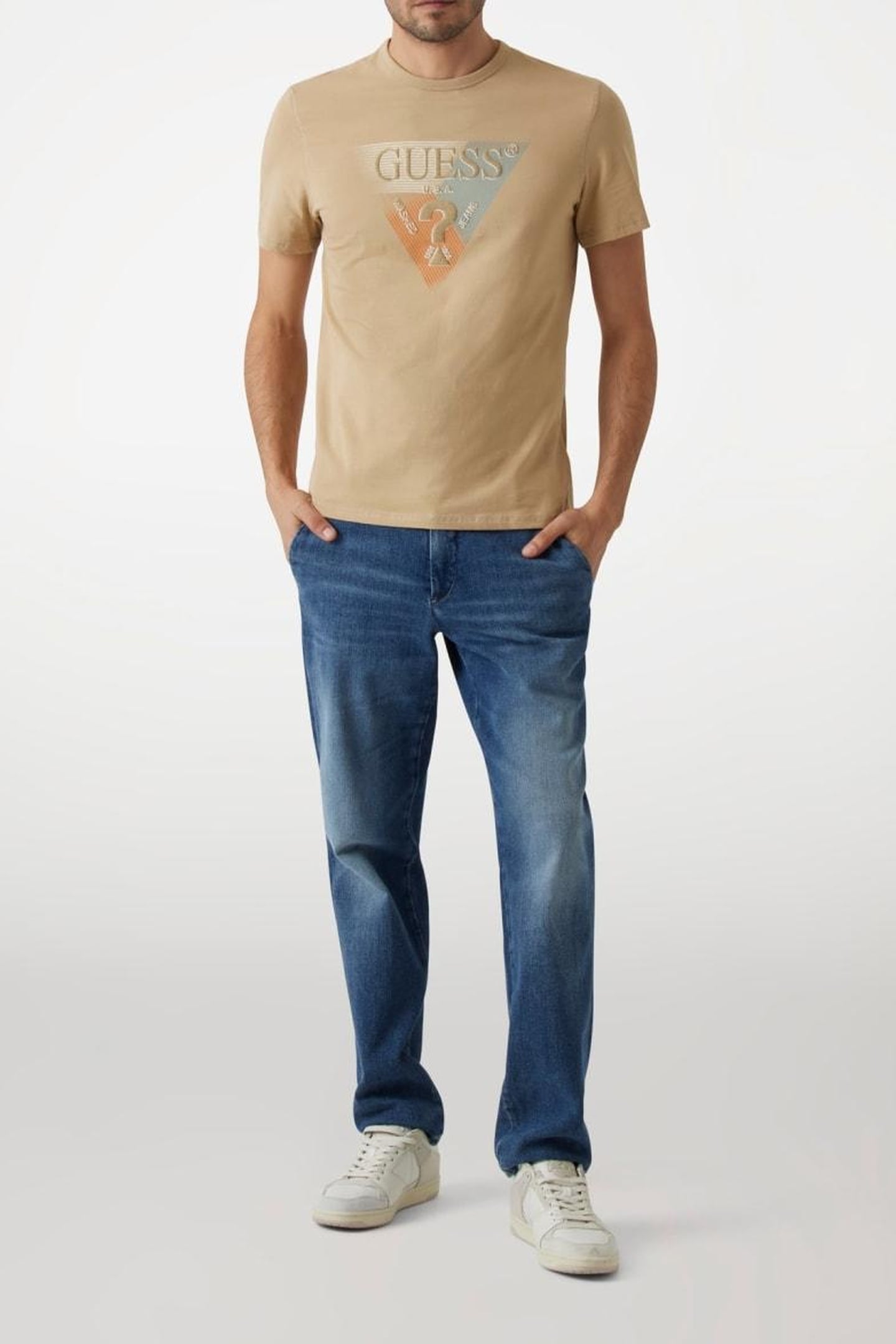 GUESS ECO SS CN GUESS TRIANGLE TRAVERTINE SAND 6