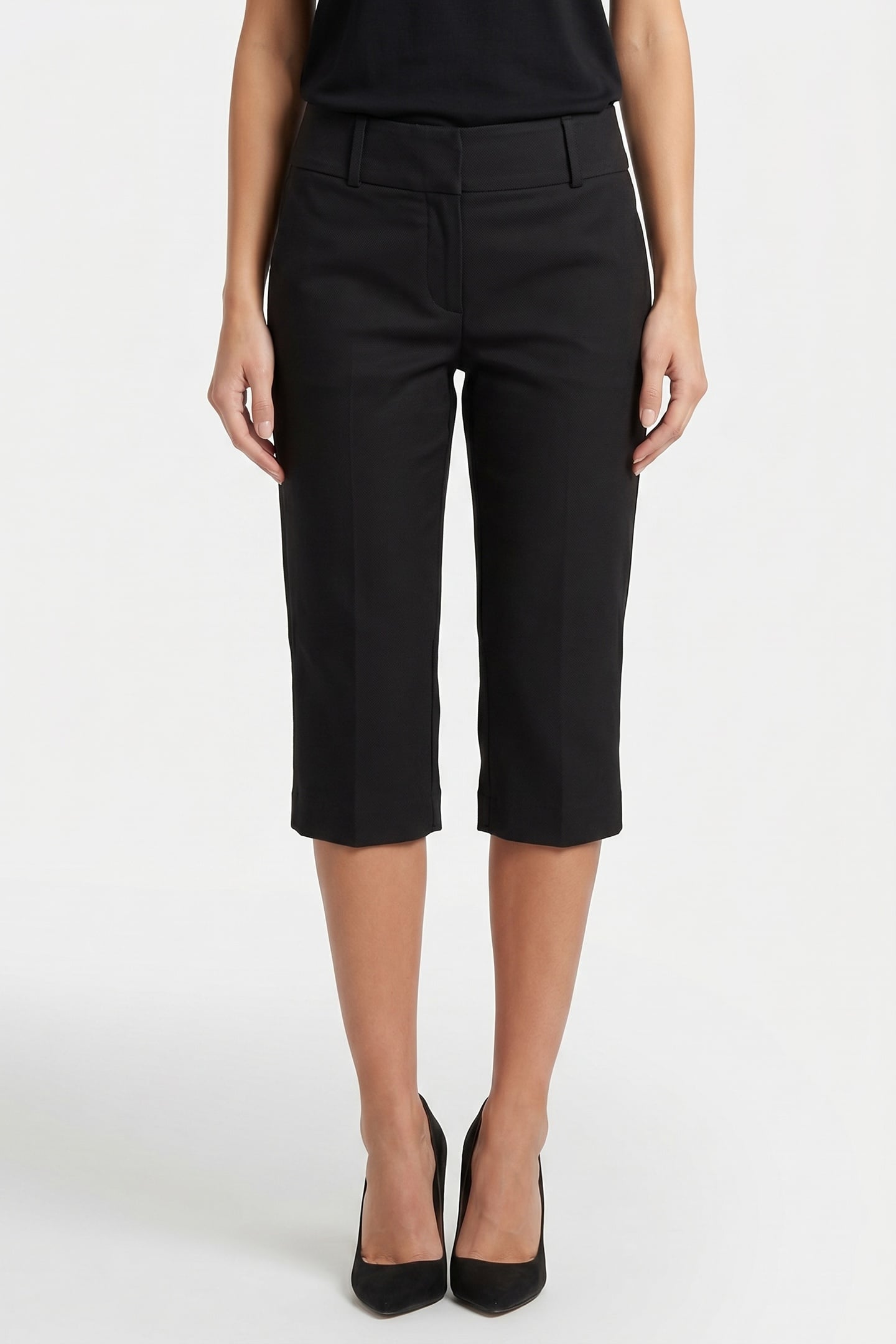 COLINE CAPRI TROUSERS BLACK 1