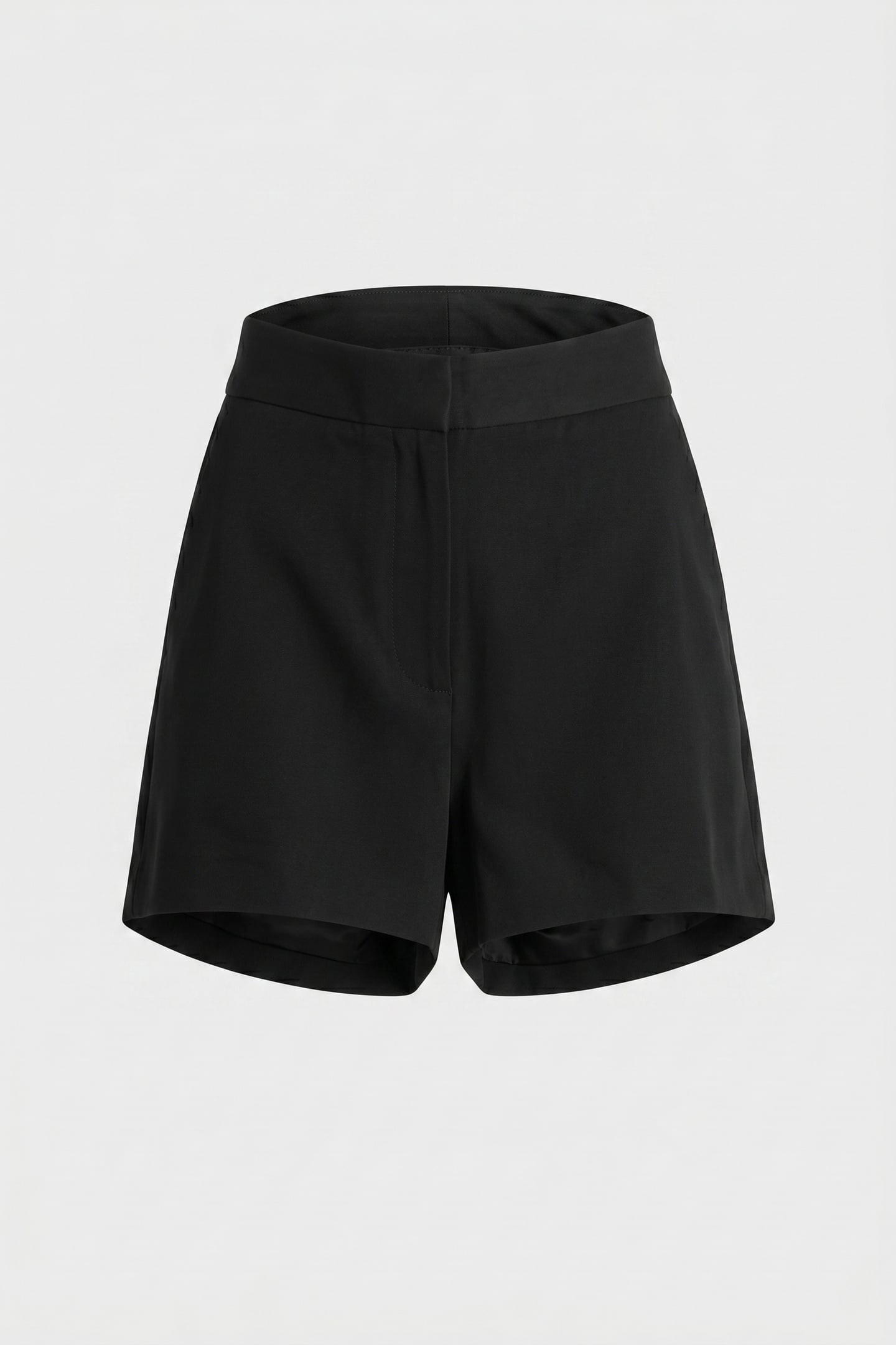 ULRIKA CREPE SHORTS BLACK 4